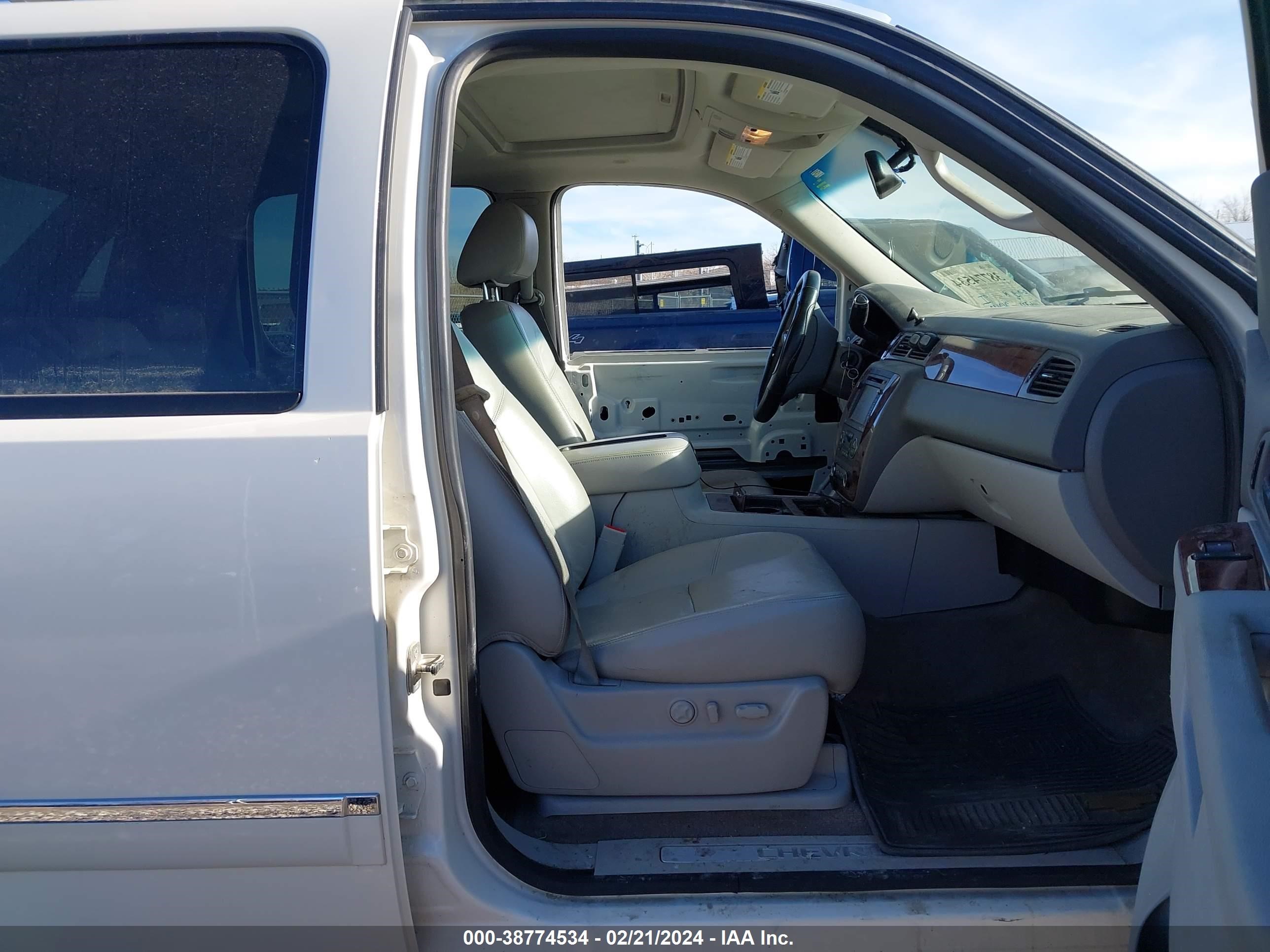 2012 Chevrolet Avalanche 1500 Ltz vin: 3GNTKGE72CG164590