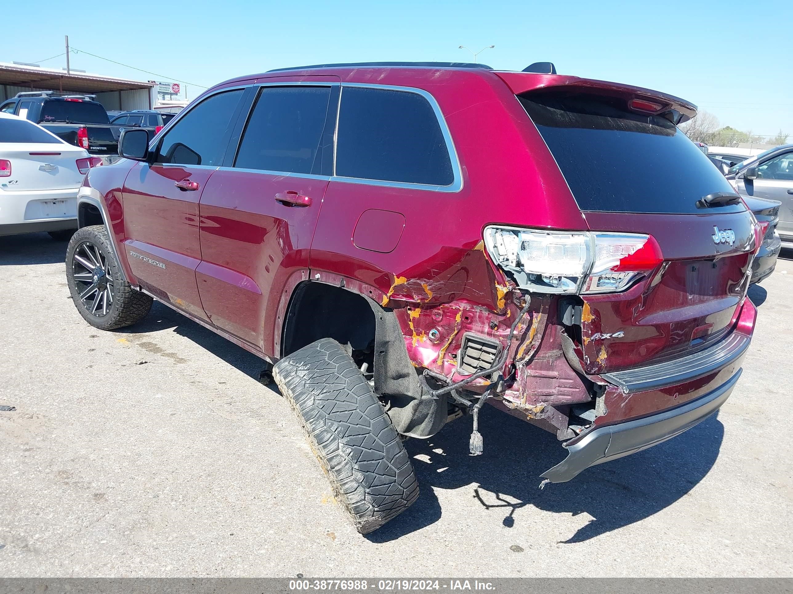 2018 Jeep Grand Cherokee Laredo 4X4 vin: 1C4RJFAG4JC273302