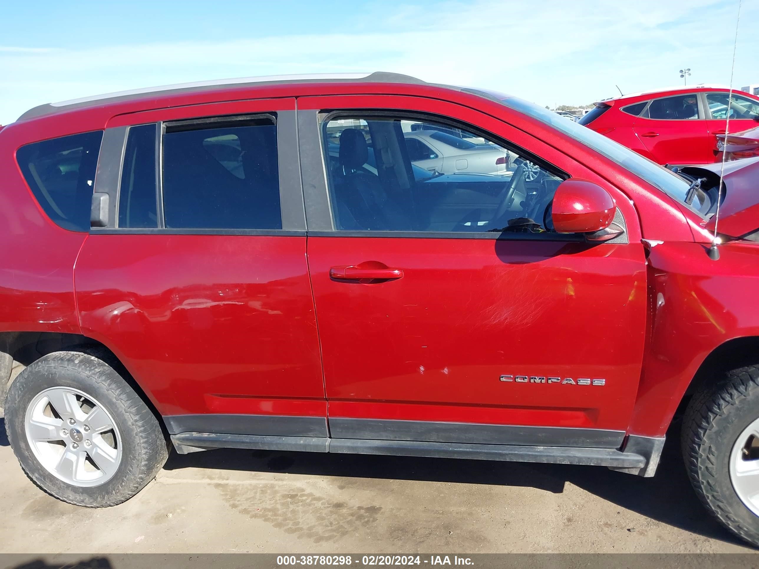 2017 Jeep Compass Latitude Fwd vin: 1C4NJCEA1HD115233