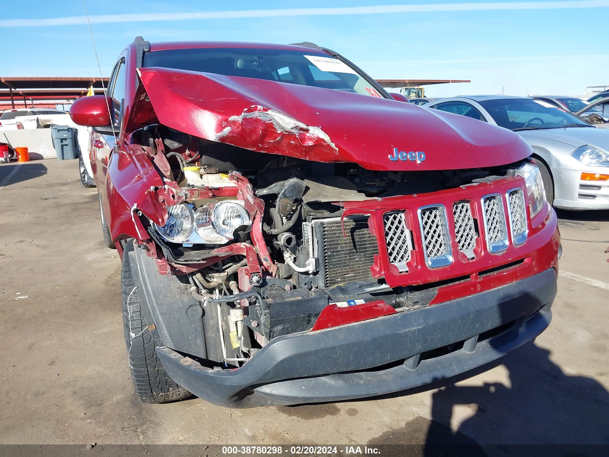 2017 Jeep Compass Latitude Fwd vin: 1C4NJCEA1HD115233