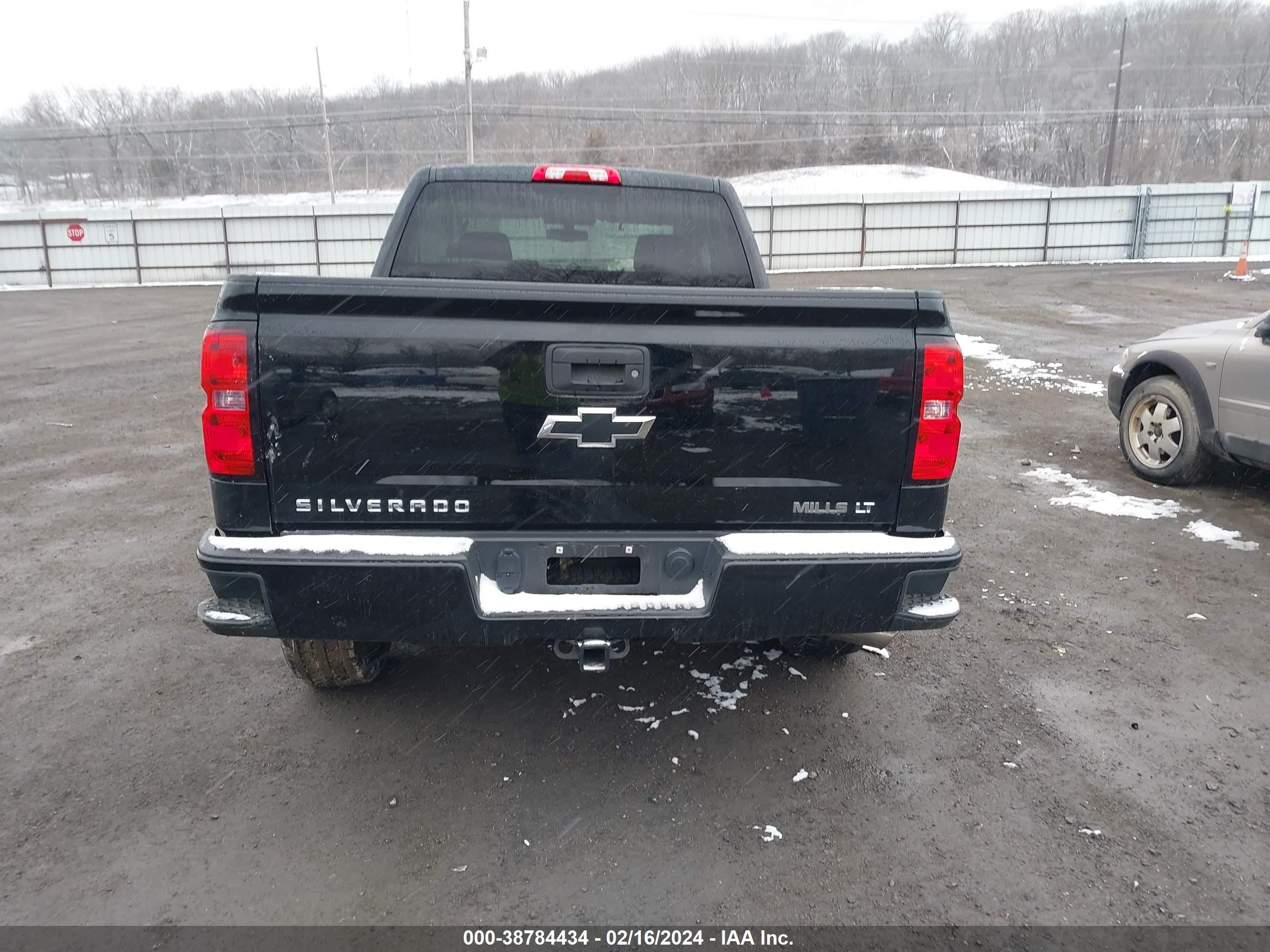 2018 Chevrolet Silverado 1500 2Lt vin: 1GCVKREC6JZ353203