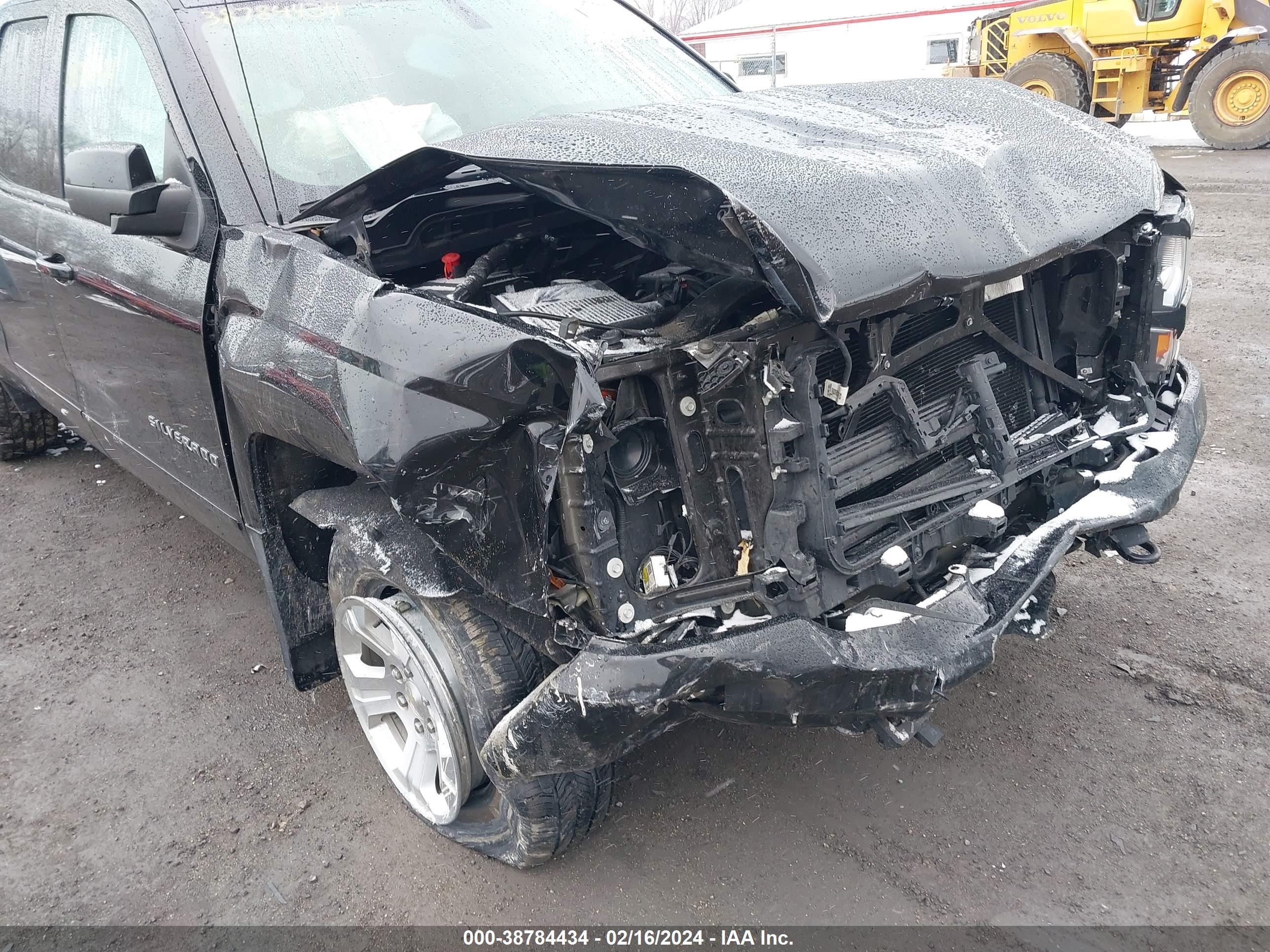 2018 Chevrolet Silverado 1500 2Lt vin: 1GCVKREC6JZ353203