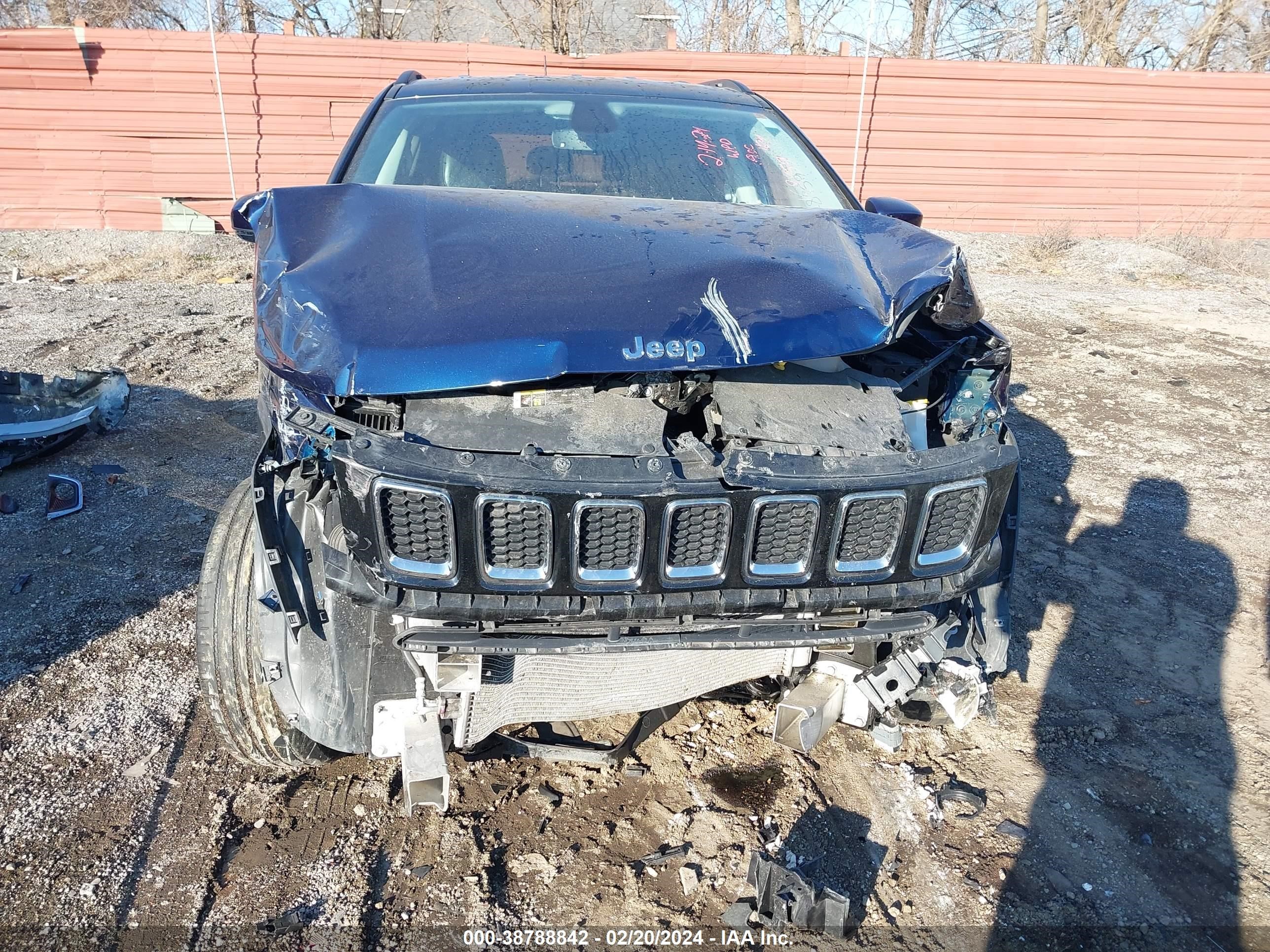 2020 Jeep Compass Limited 4X4 vin: 3C4NJDCB9LT238959