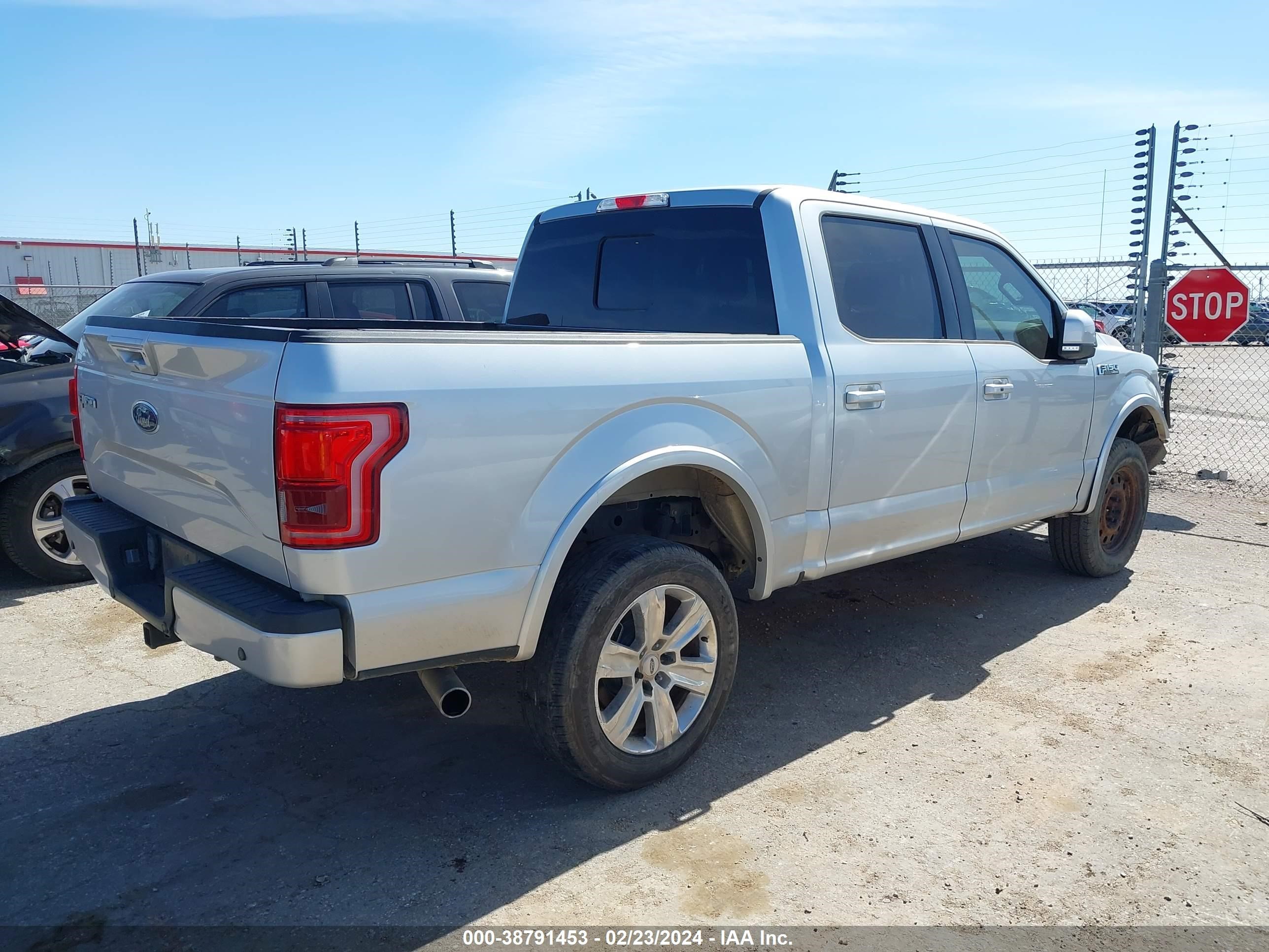 2015 Ford F-150 Lariat vin: 1FTEW1EG0FKE84216