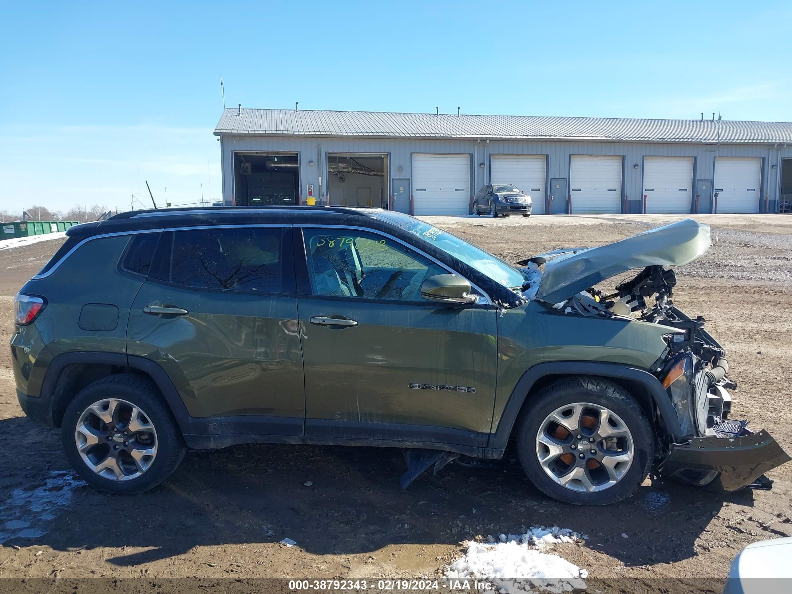 2018 Jeep Compass Limited 4X4 vin: 3C4NJDCB6JT485529