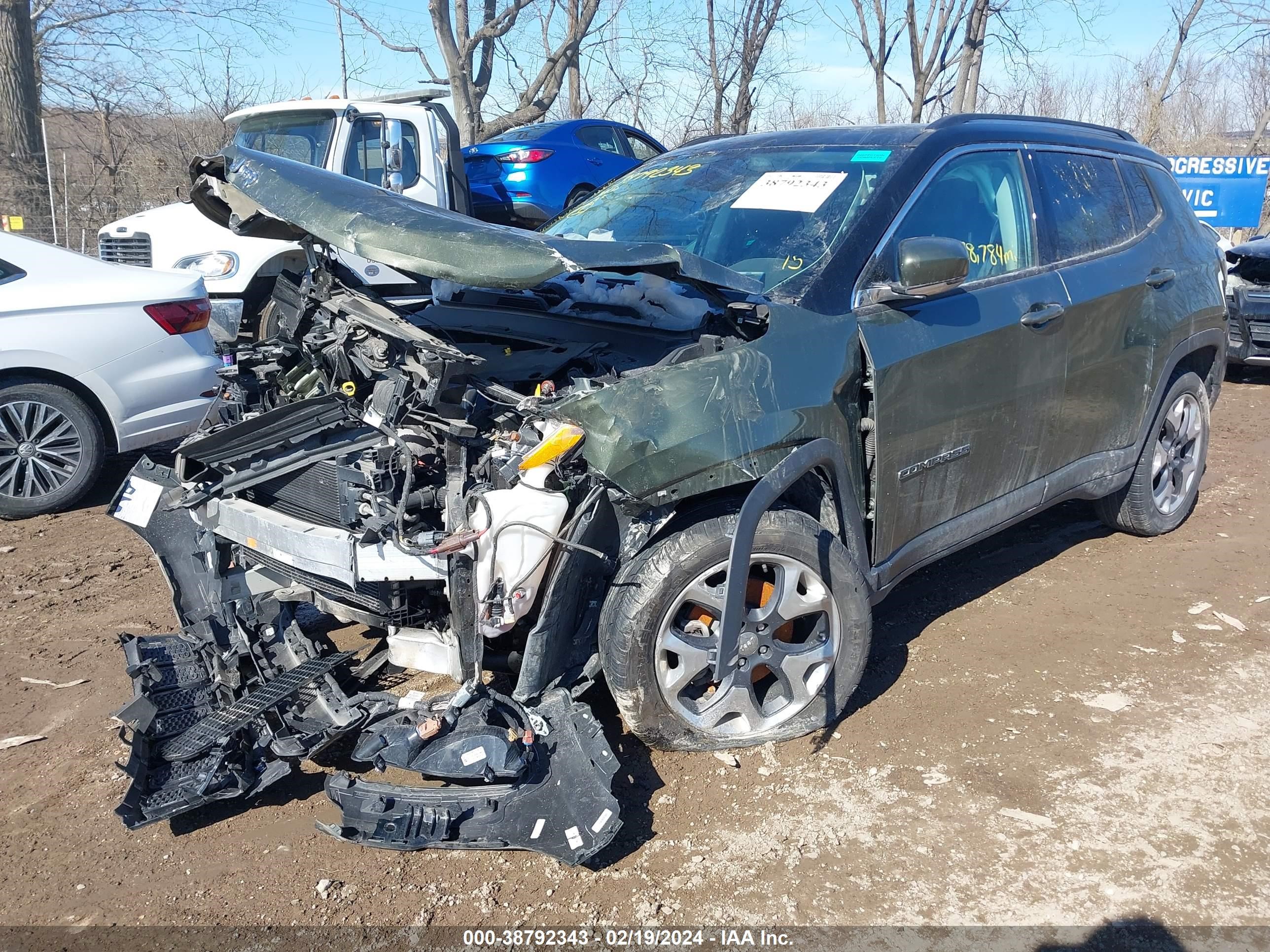 2018 Jeep Compass Limited 4X4 vin: 3C4NJDCB6JT485529