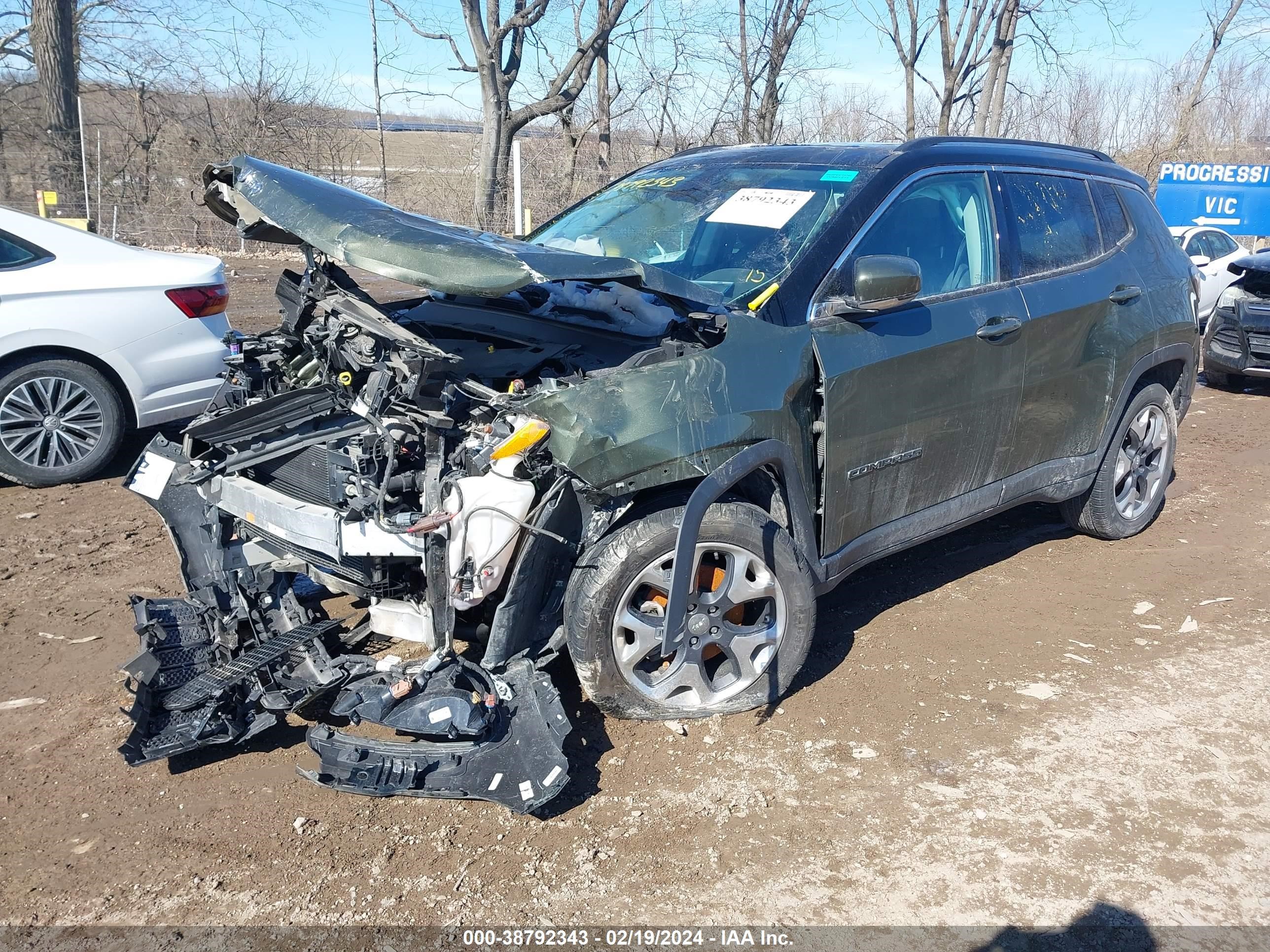 2018 Jeep Compass Limited 4X4 vin: 3C4NJDCB6JT485529