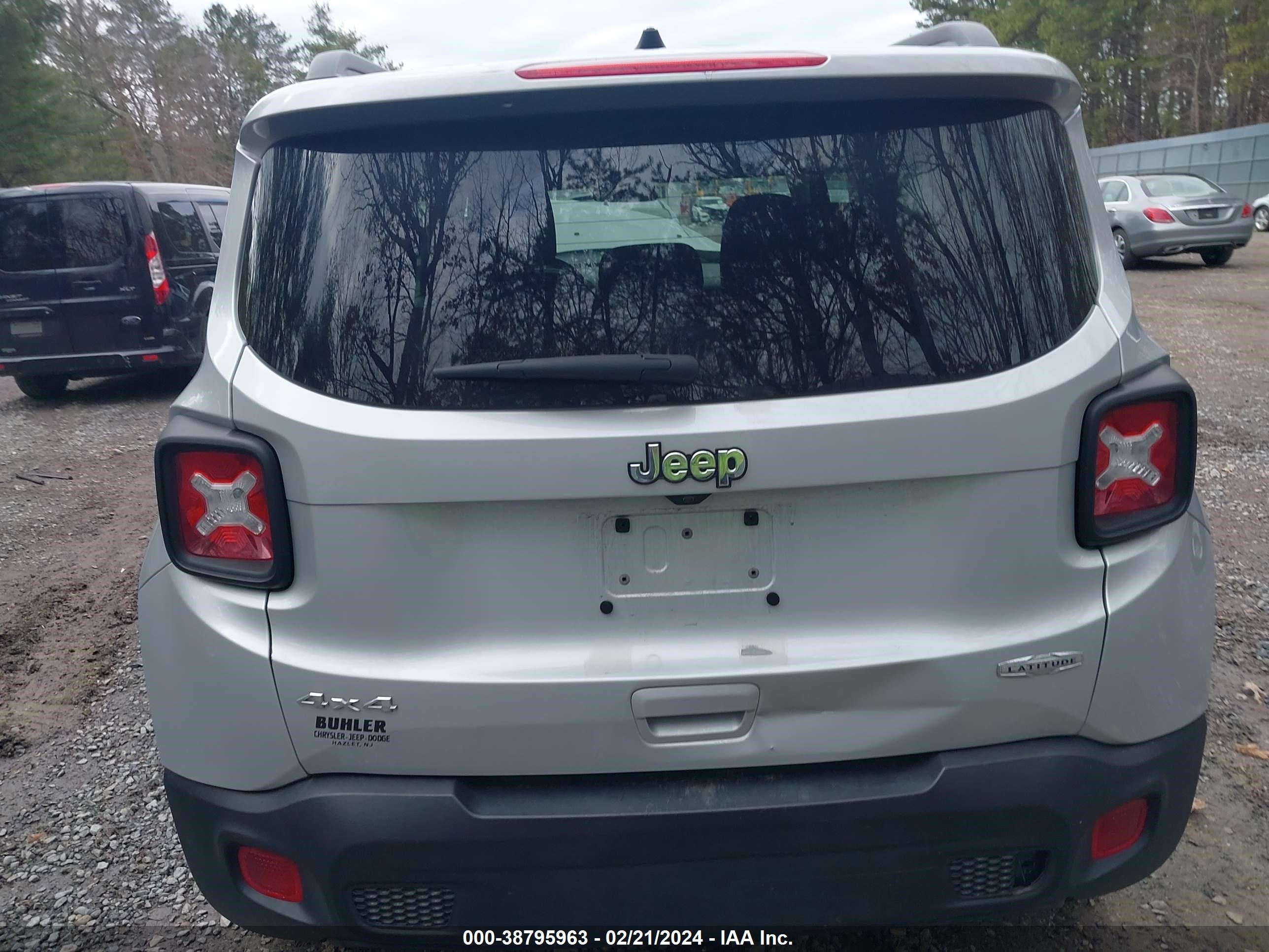 2020 Jeep Renegade Latitude 4X4 vin: ZACNJBBB9LPL98267