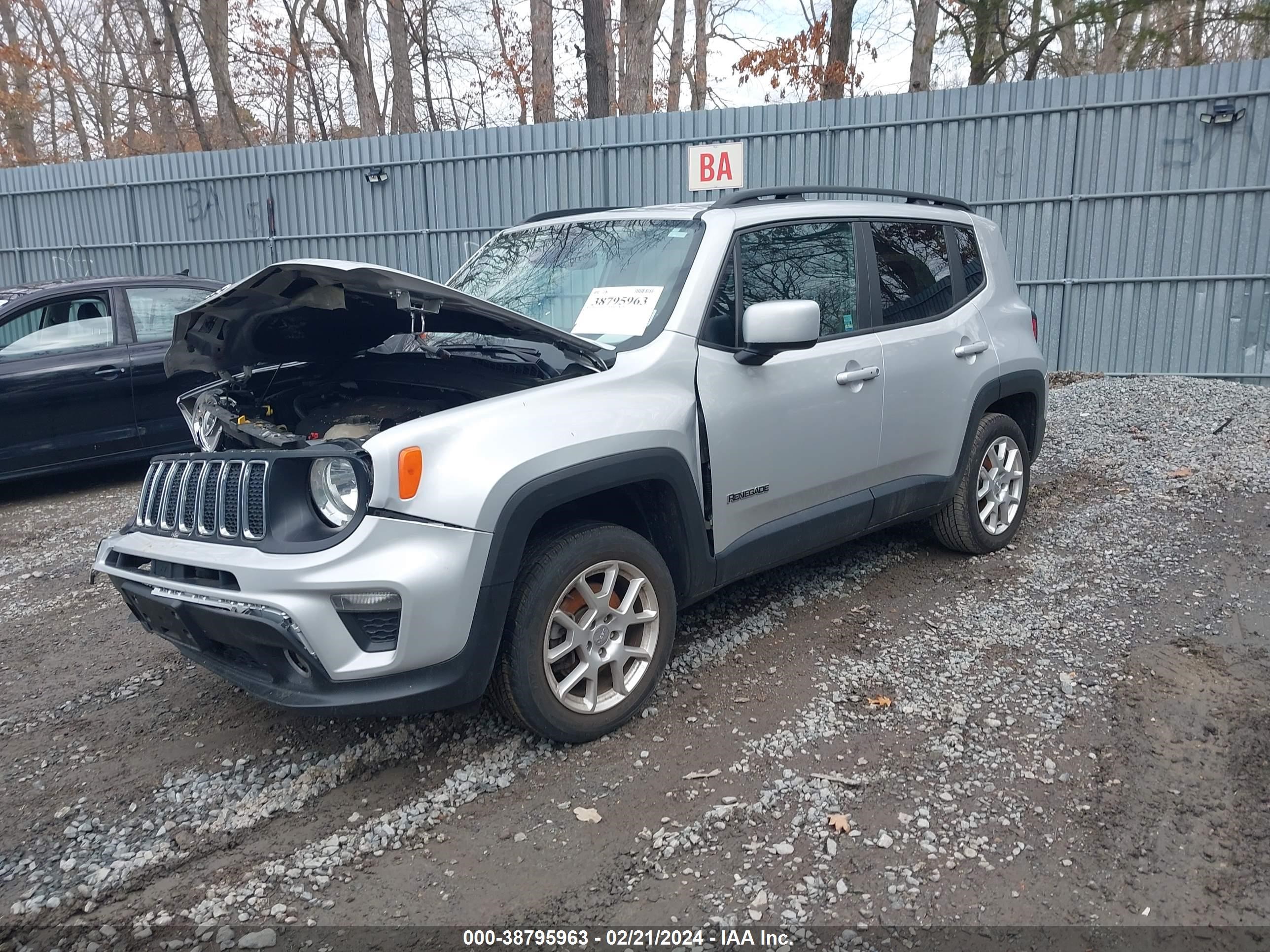 2020 Jeep Renegade Latitude 4X4 vin: ZACNJBBB9LPL98267