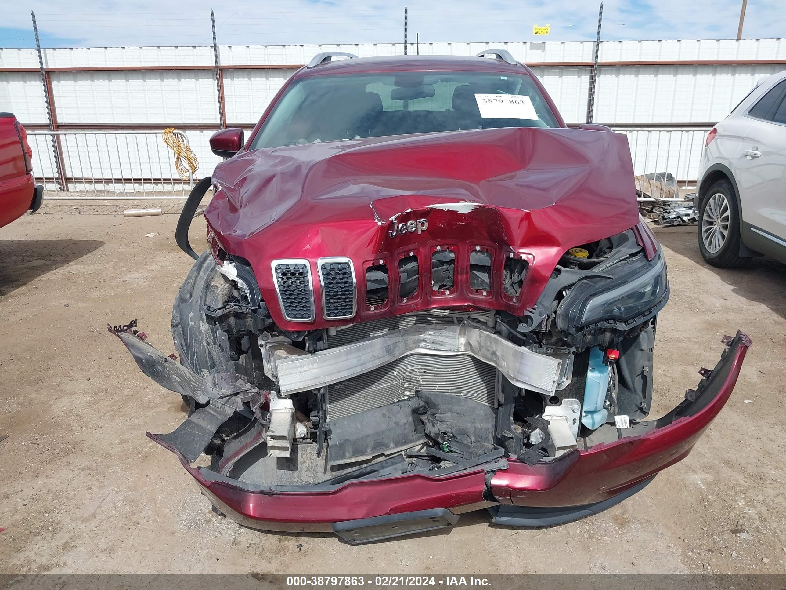 2020 Jeep Cherokee Latitude Fwd vin: 1C4PJLCB8LD595638