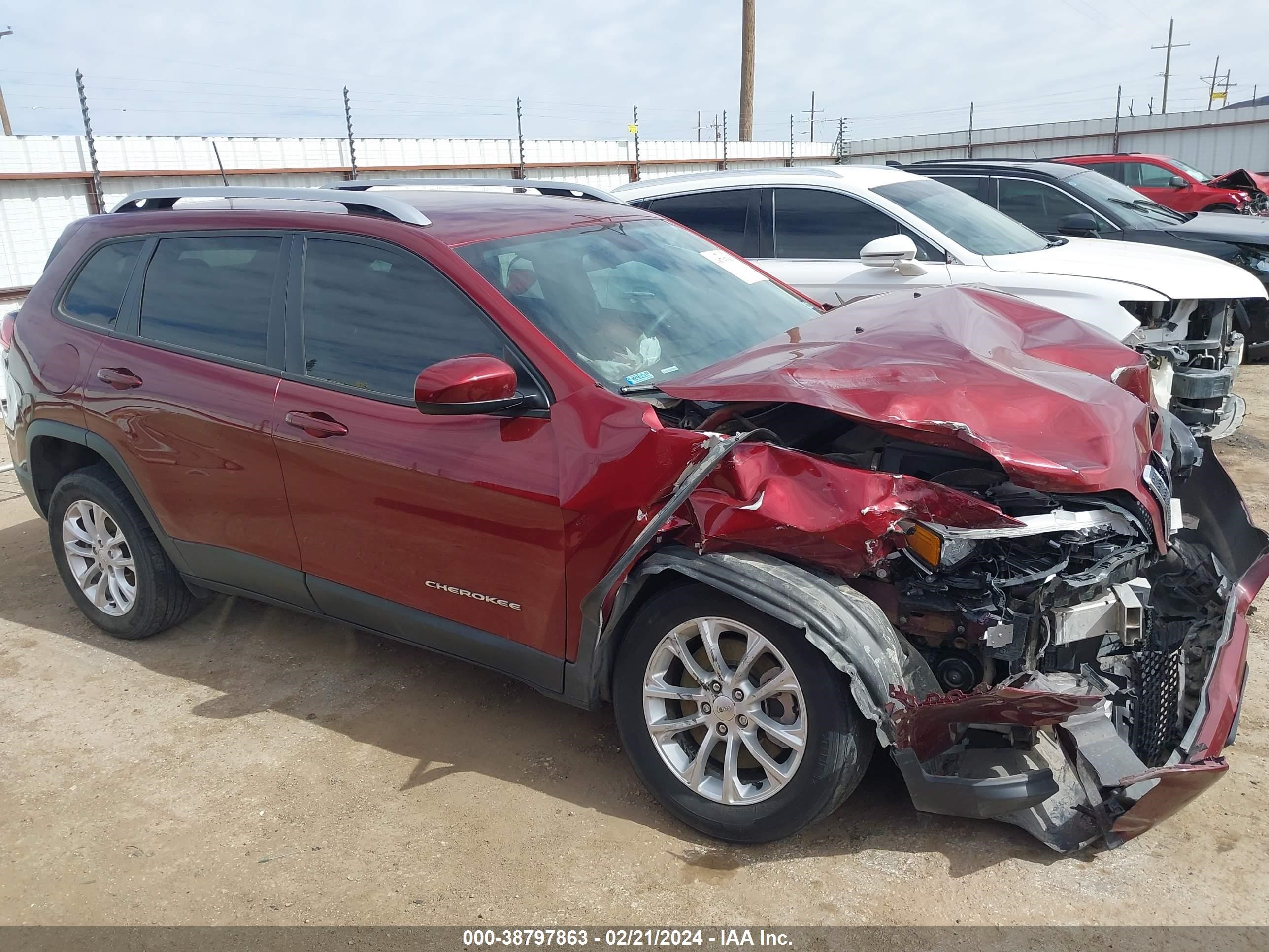 2020 Jeep Cherokee Latitude Fwd vin: 1C4PJLCB8LD595638