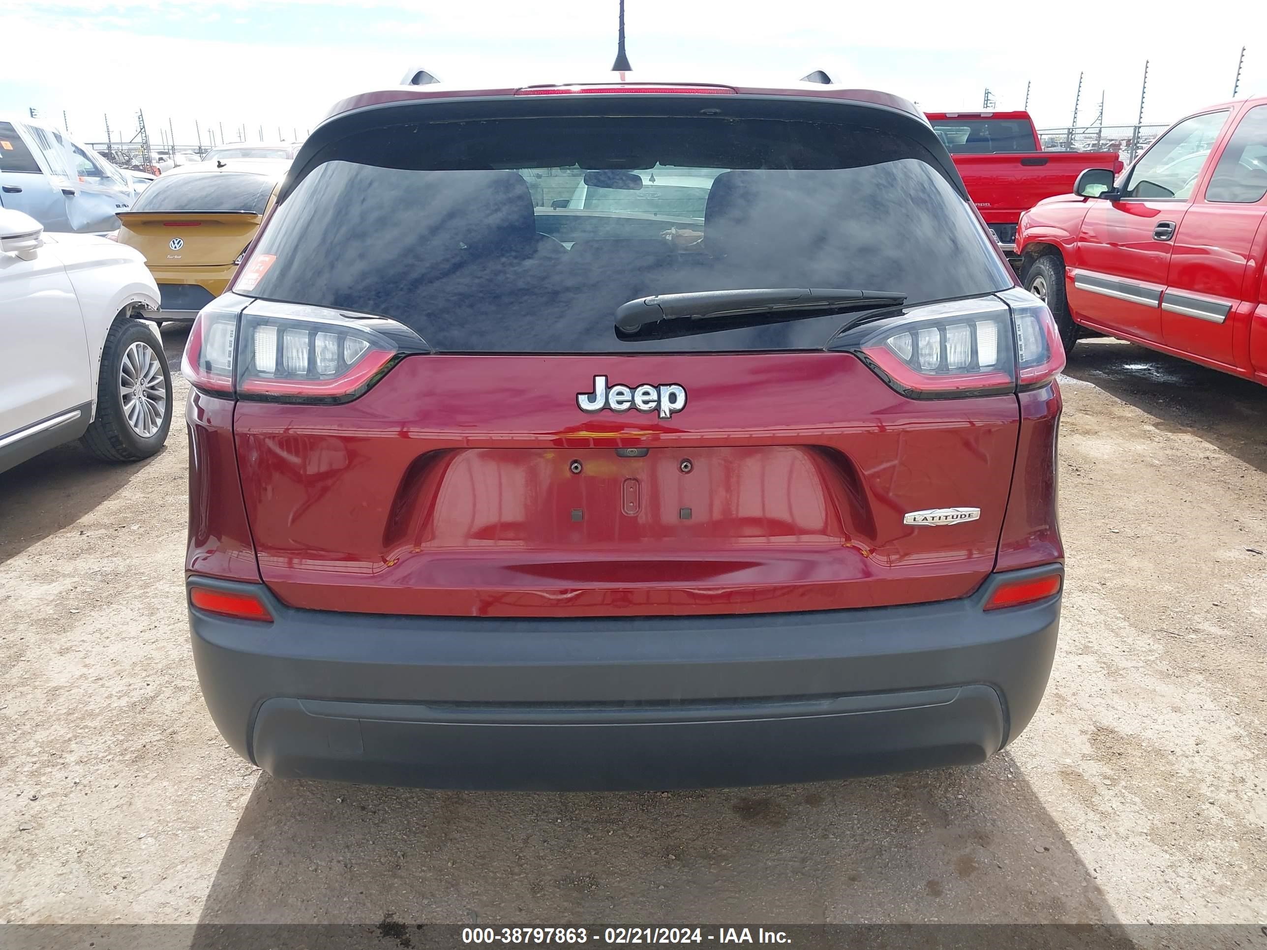 2020 Jeep Cherokee Latitude Fwd vin: 1C4PJLCB8LD595638