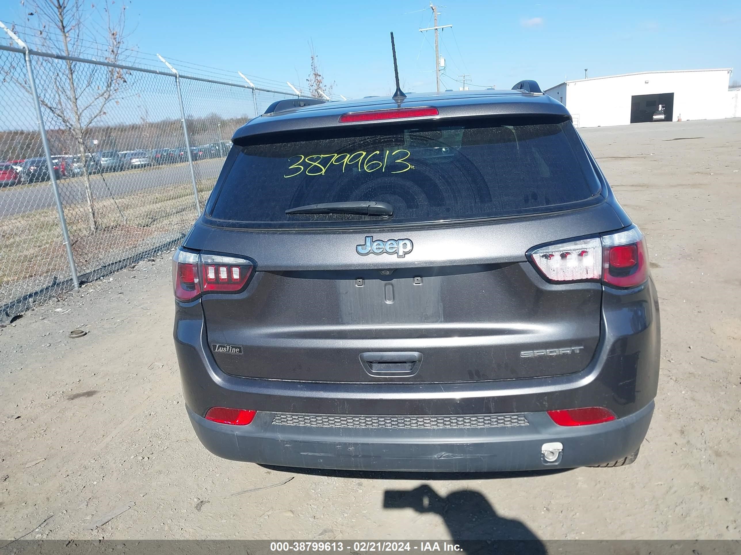 2018 Jeep Compass Sport Fwd vin: 3C4NJCAB8JT468759