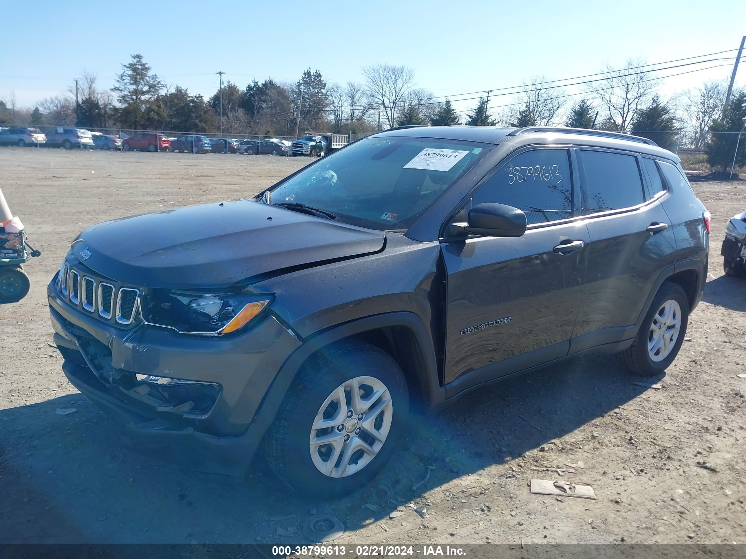 2018 Jeep Compass Sport Fwd vin: 3C4NJCAB8JT468759