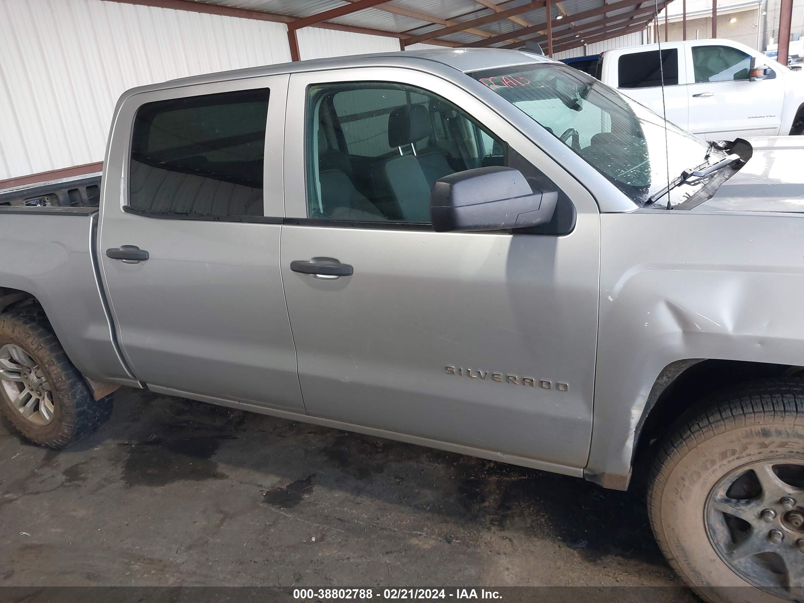 2014 Chevrolet Silverado 1500 1Lt vin: 3GCUKREC3EG559497