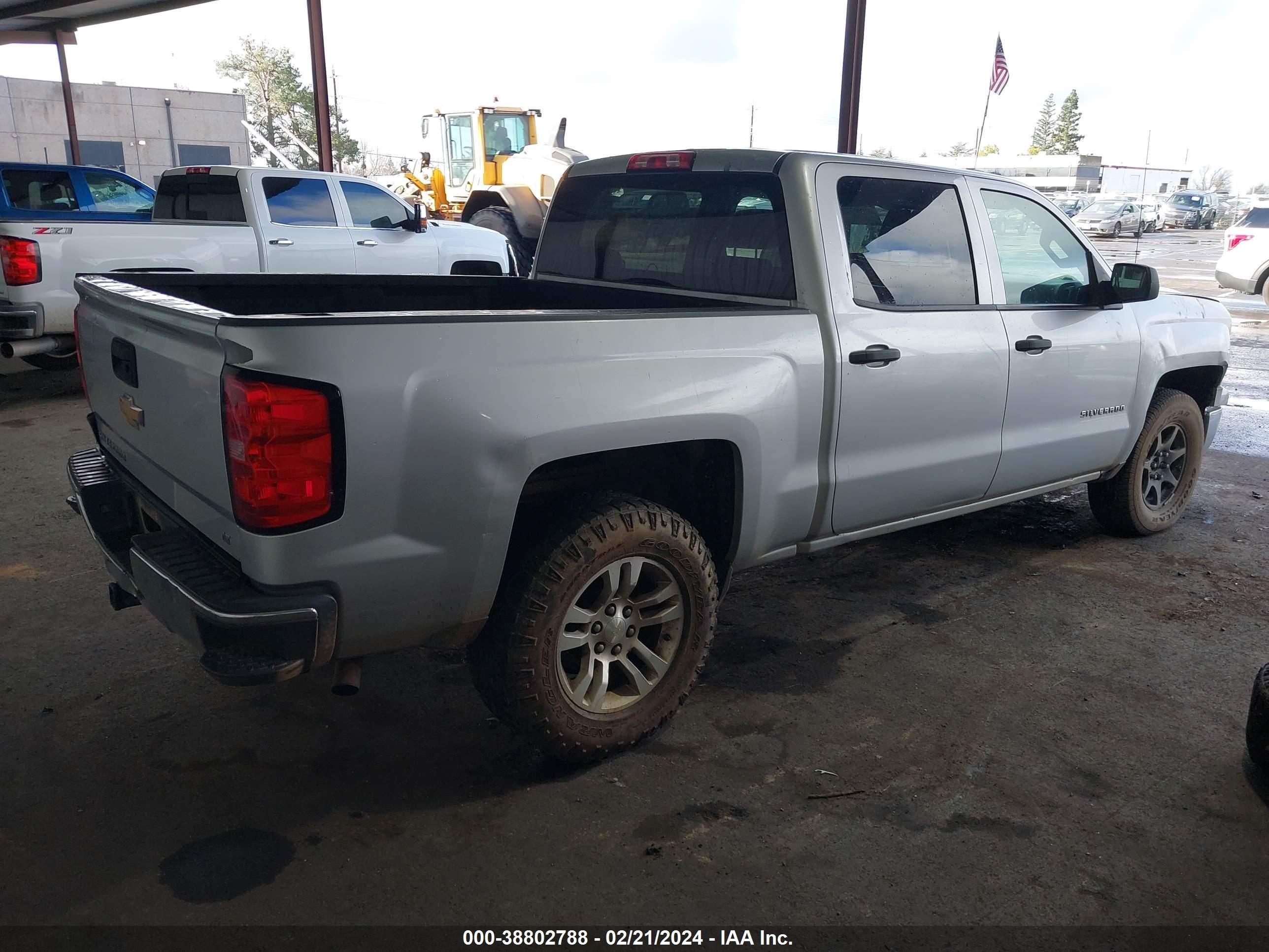 2014 Chevrolet Silverado 1500 1Lt vin: 3GCUKREC3EG559497