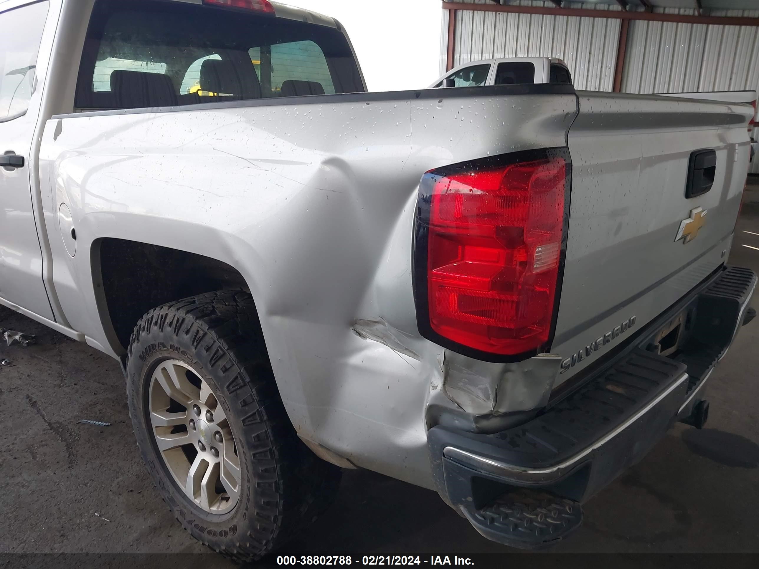 2014 Chevrolet Silverado 1500 1Lt vin: 3GCUKREC3EG559497