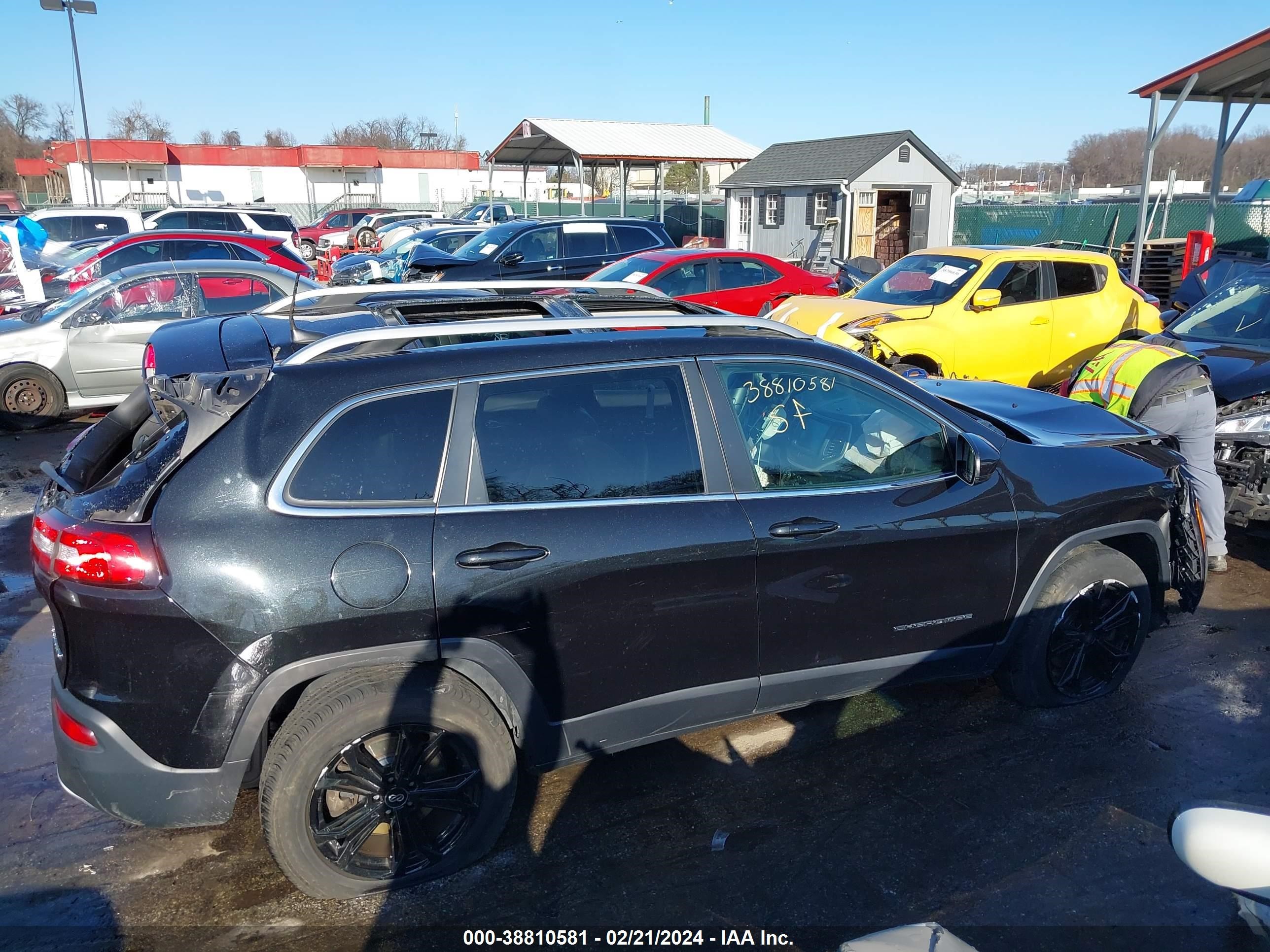 2016 Jeep Cherokee Limited vin: 1C4PJMDS5GW175088