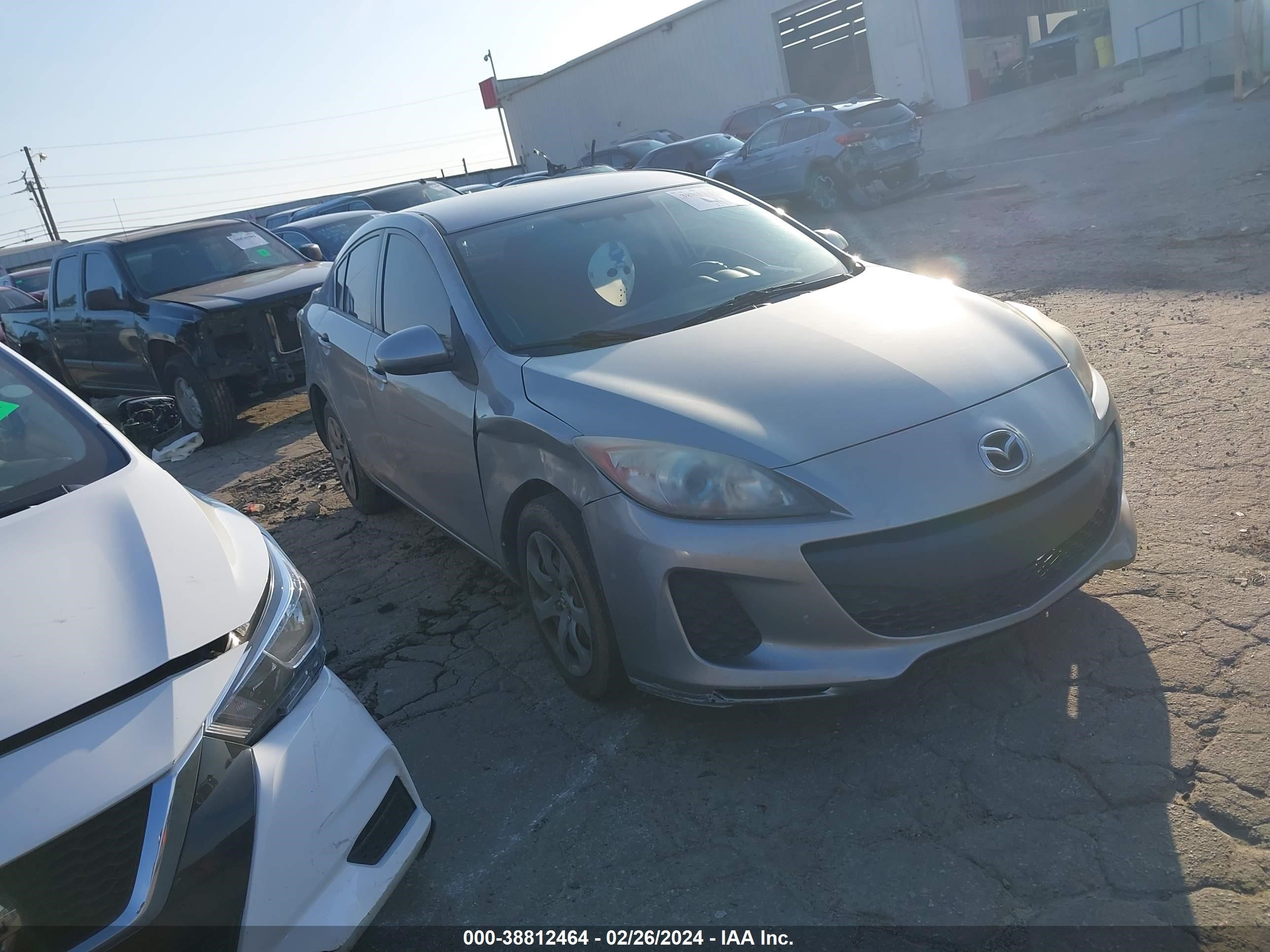 2013 Mazda Mazda3 I Sport vin: JM1BL1U84D1702764