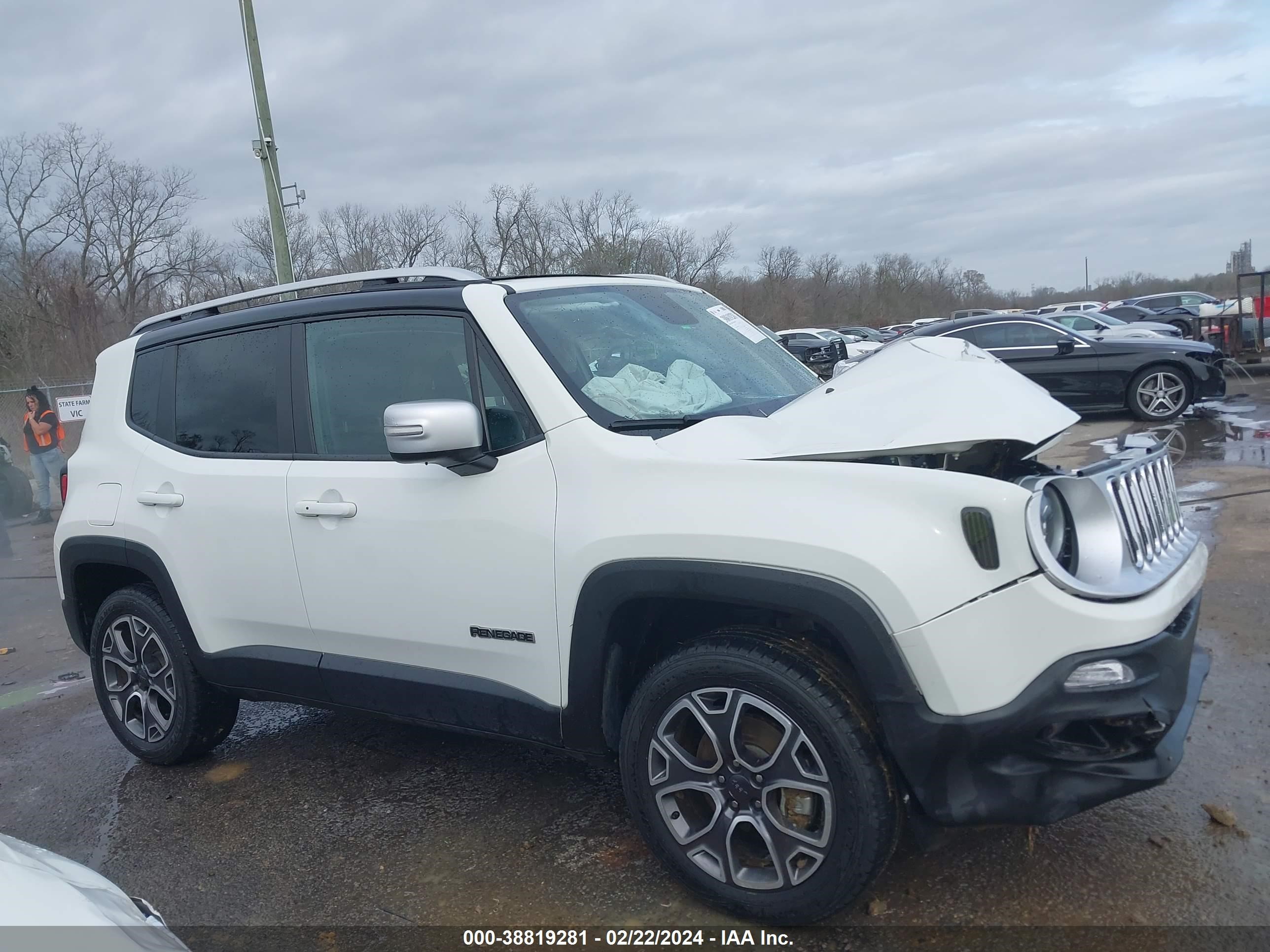 2018 Jeep Renegade Limited 4X4 vin: ZACCJBDB7JPG95641