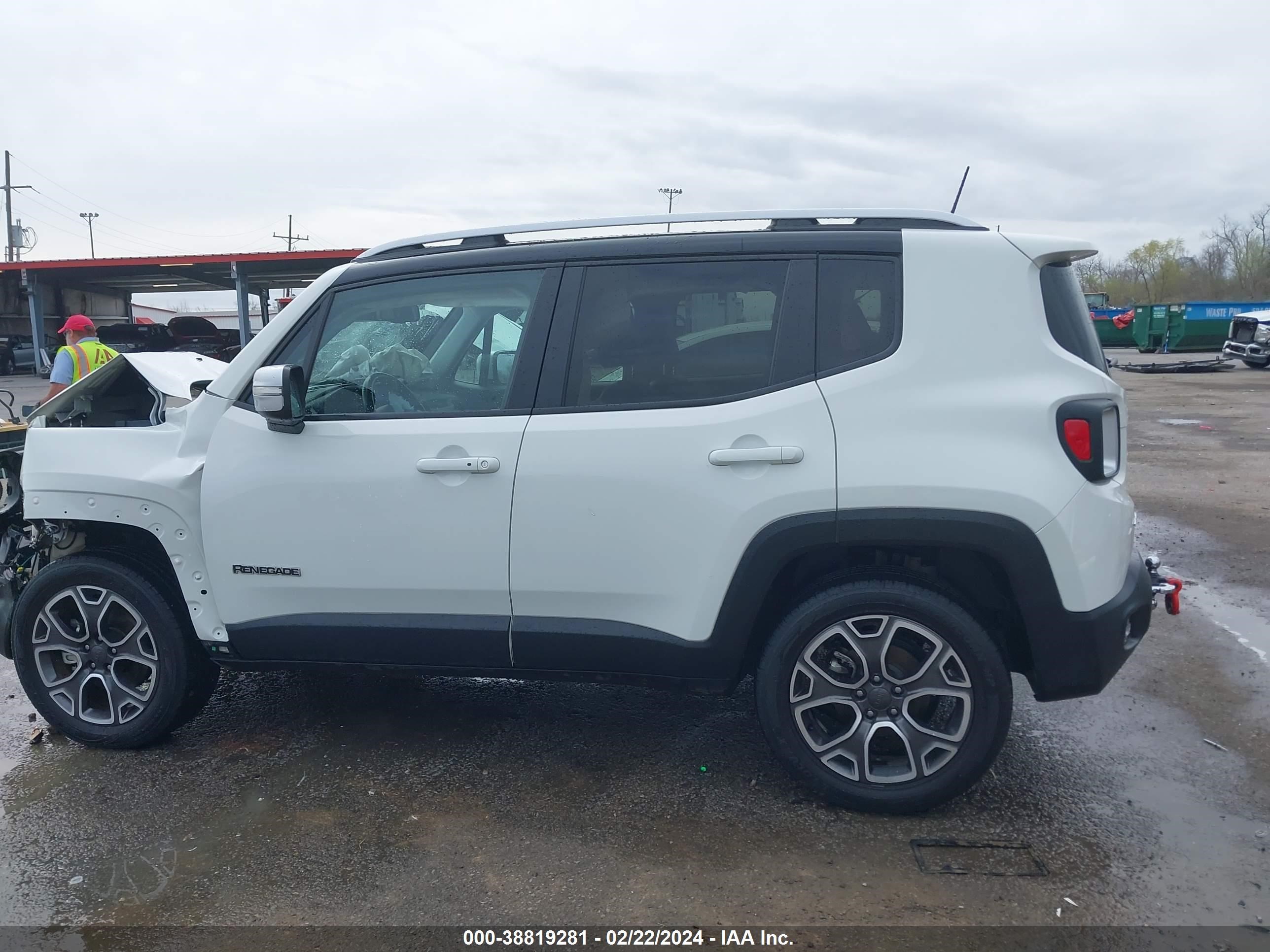 2018 Jeep Renegade Limited 4X4 vin: ZACCJBDB7JPG95641