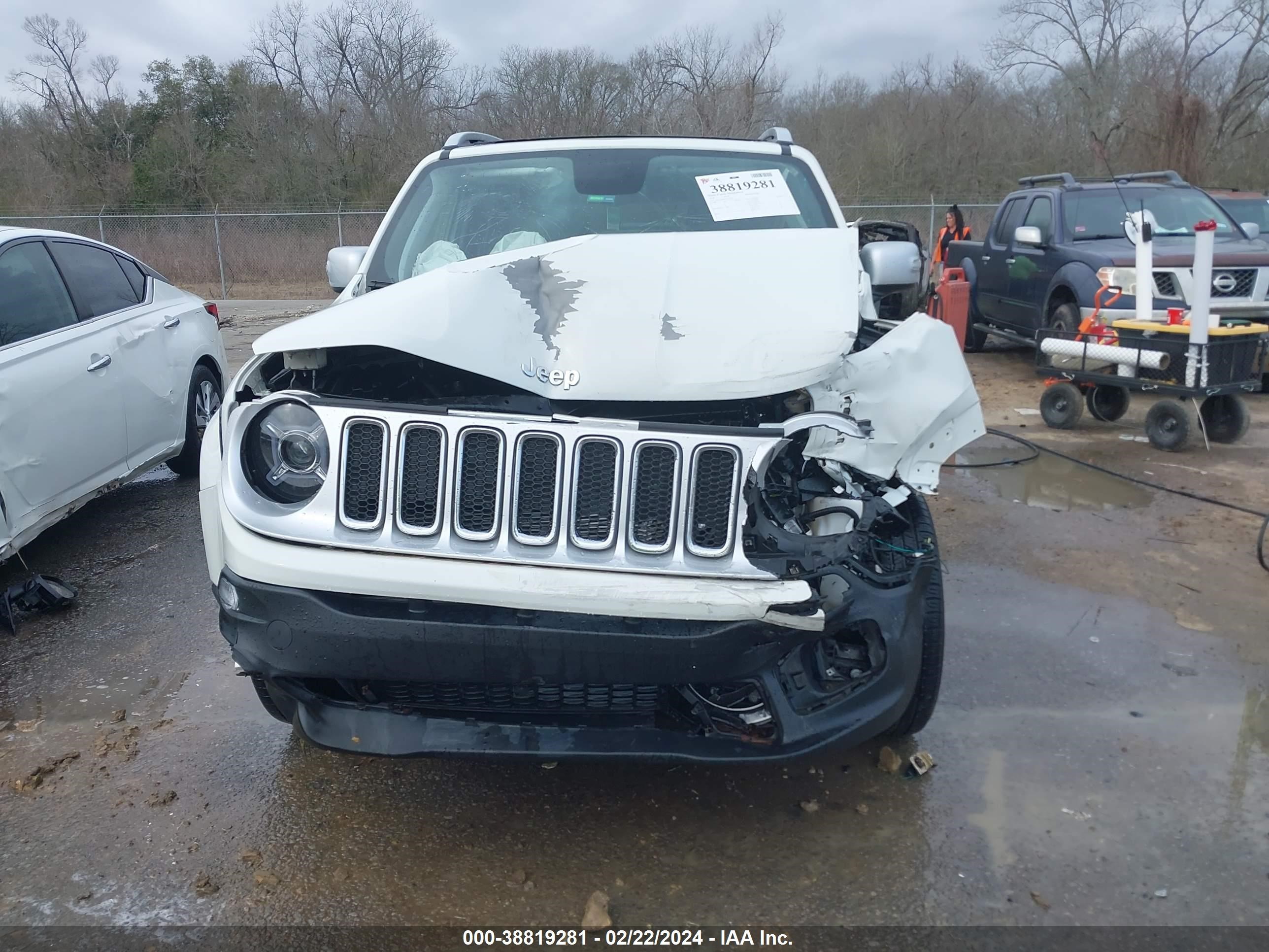 2018 Jeep Renegade Limited 4X4 vin: ZACCJBDB7JPG95641