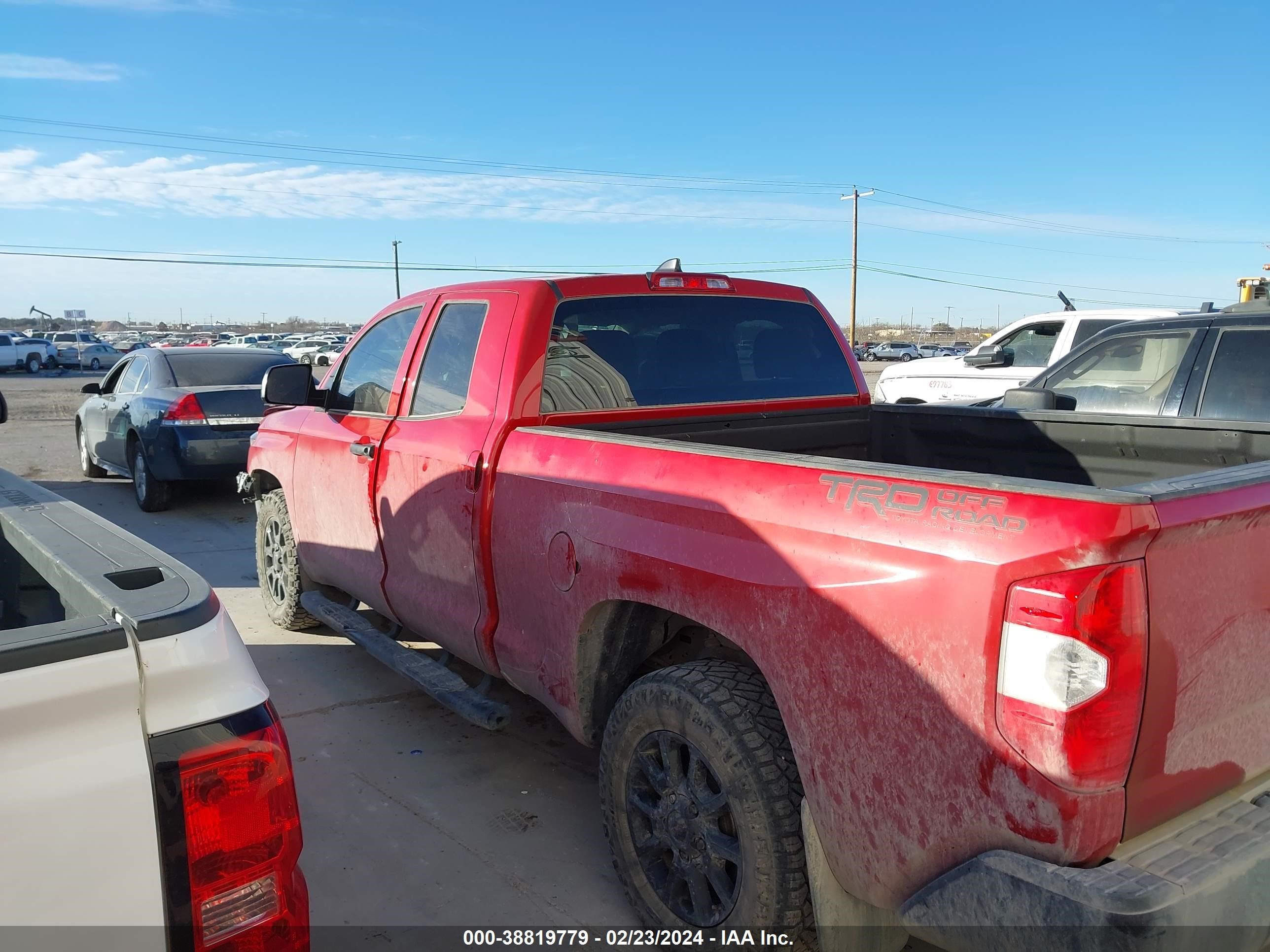 2021 Toyota Tundra Sr vin: 5TFRY5F19MX278552