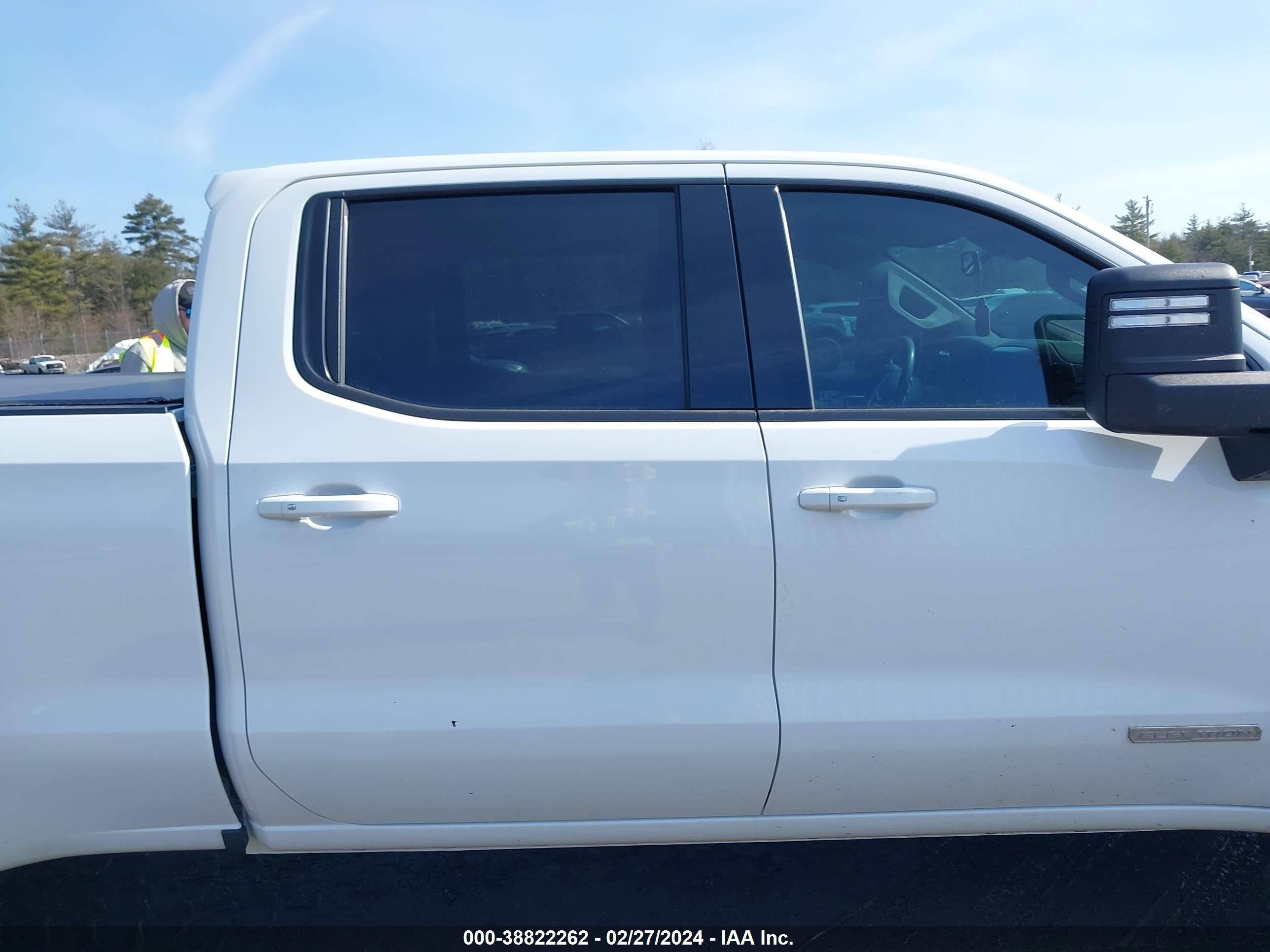 2021 GMC Sierra 1500 4Wd Short Box Elevation/4Wd Standard Box Elevation vin: 3GTU9CED5MG450569