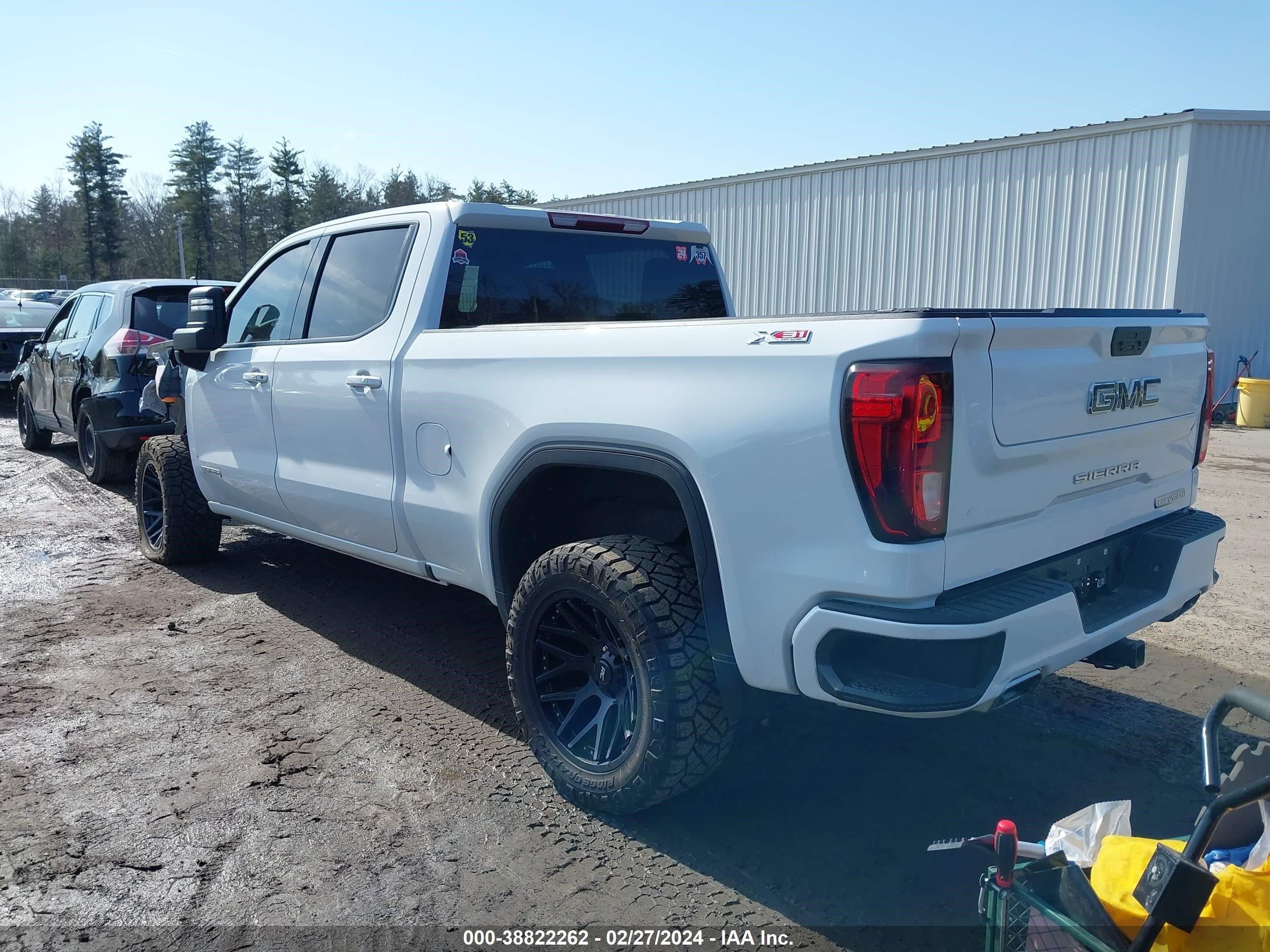 2021 GMC Sierra 1500 4Wd Short Box Elevation/4Wd Standard Box Elevation vin: 3GTU9CED5MG450569