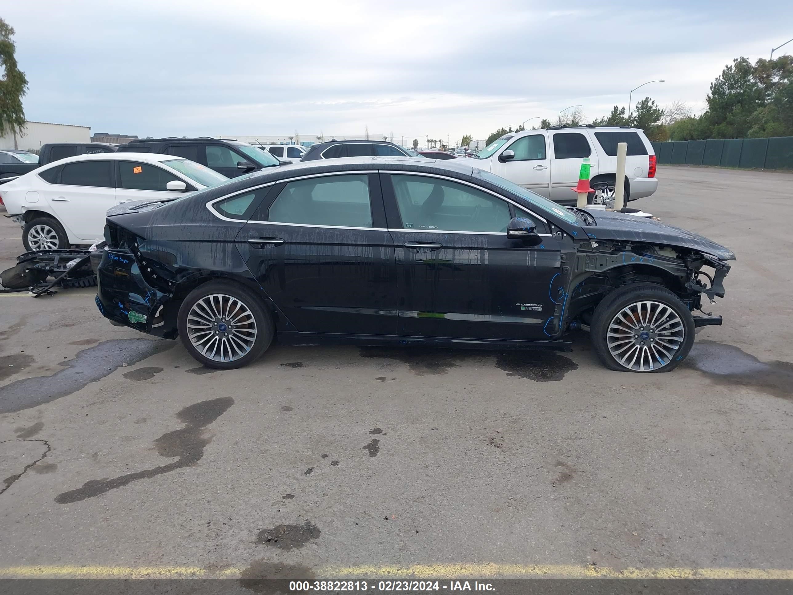 2018 Ford Fusion Energi Titanium vin: 3FA6P0SU6JR110385