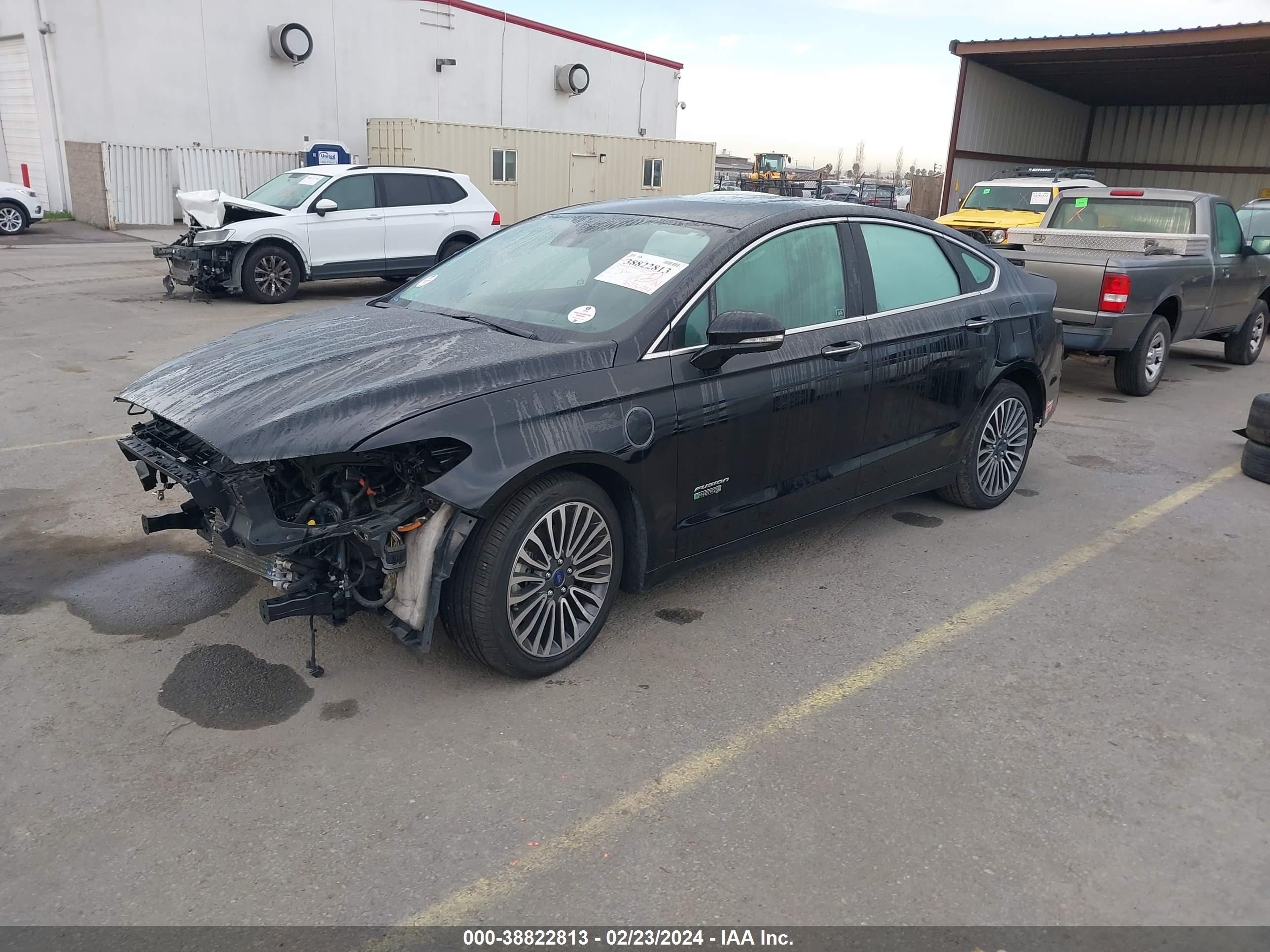 2018 Ford Fusion Energi Titanium vin: 3FA6P0SU6JR110385