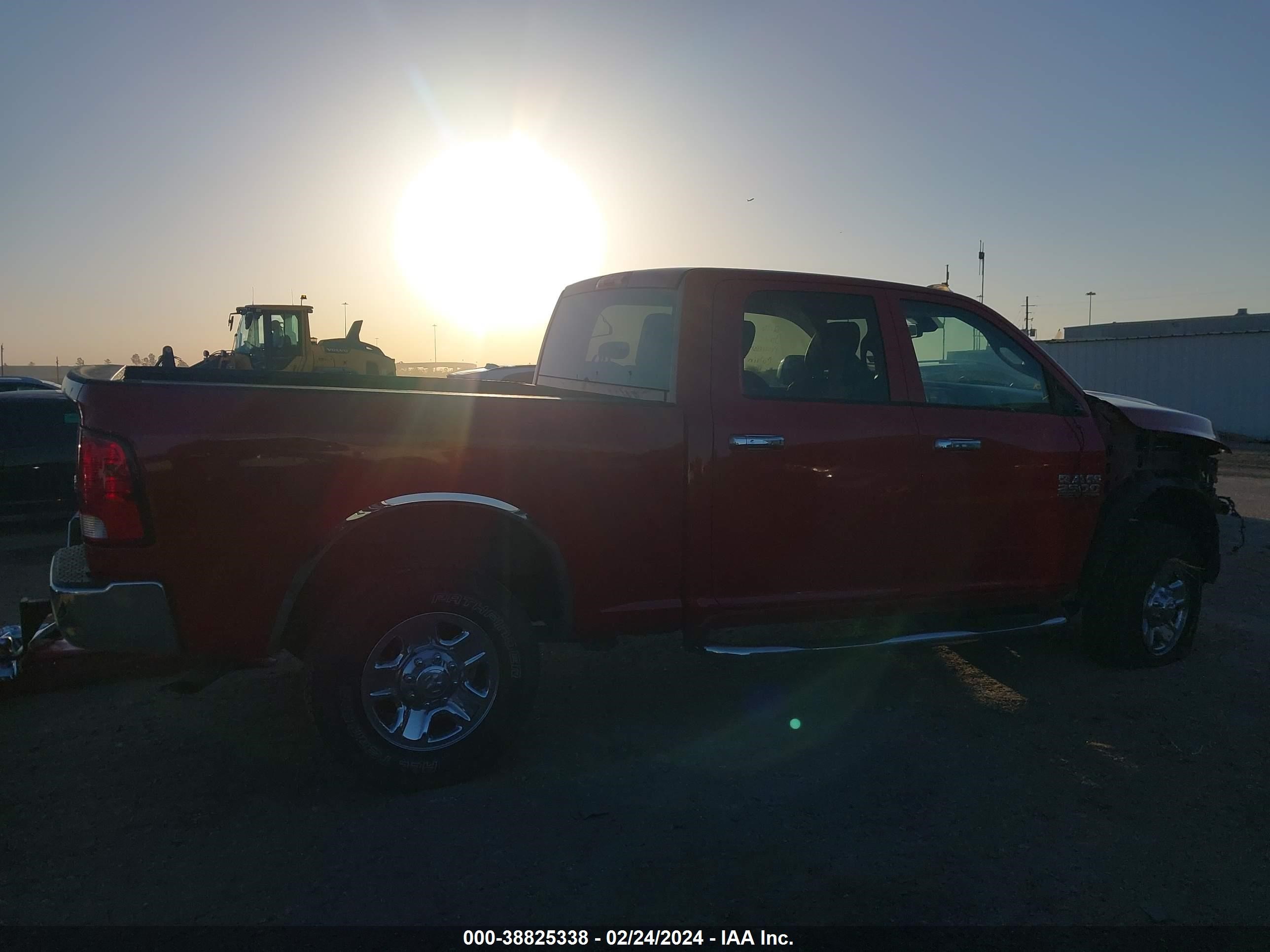 2014 Ram 2500 Tradesman vin: 3C6TR5CT5EG189986