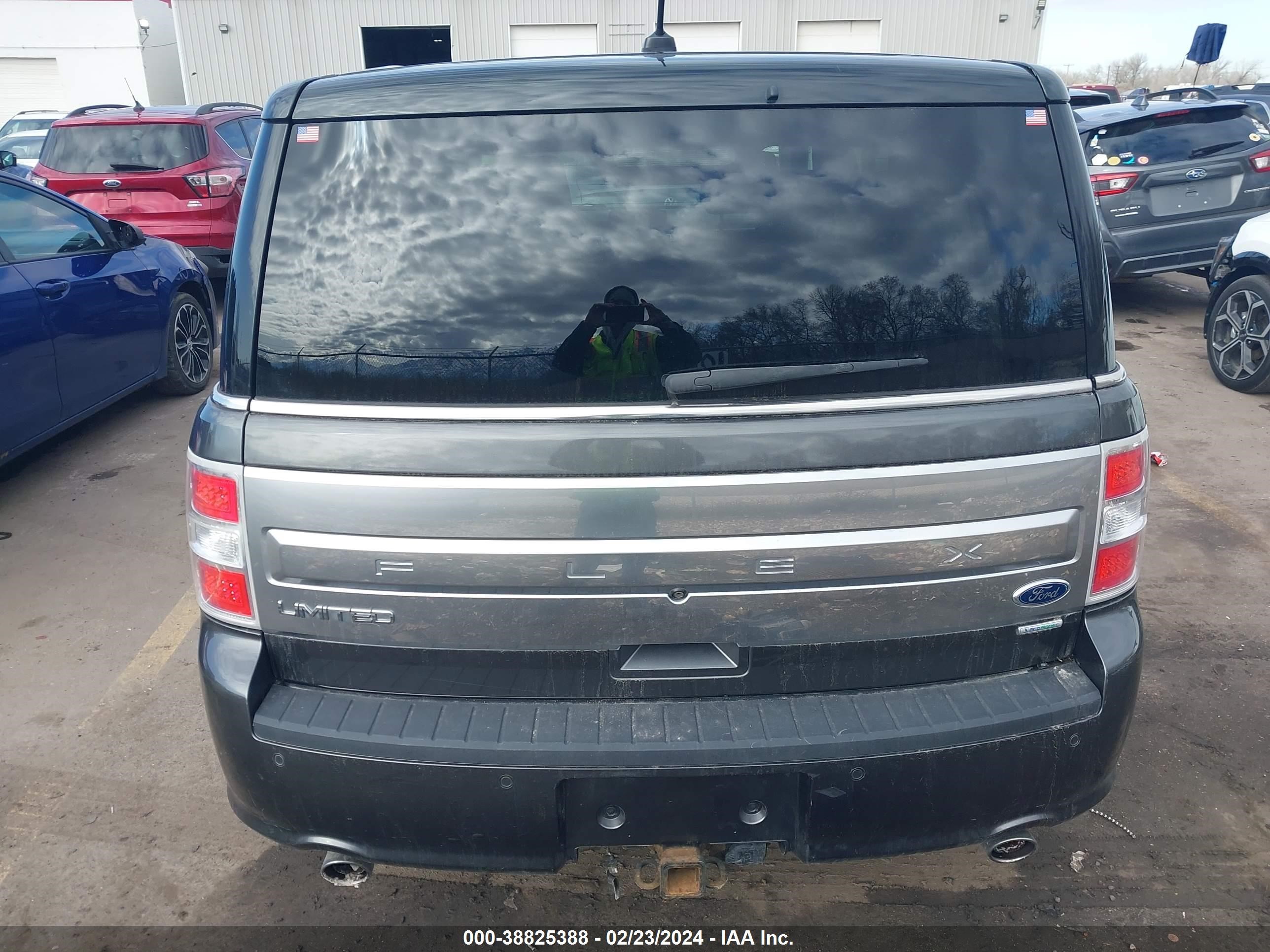 2015 Ford Flex Limited vin: 2FMHK6DT8FBA18527