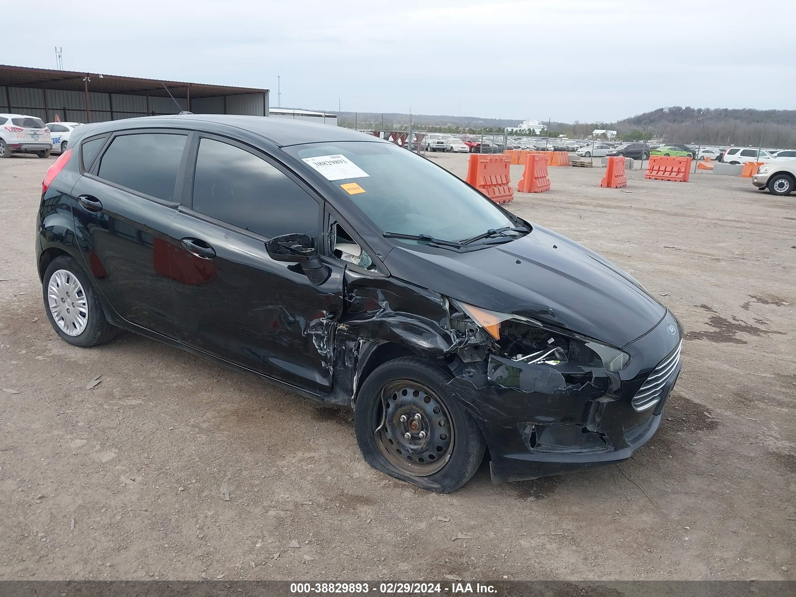 2016 Ford Fiesta S vin: 3FADP4TJ9GM171738