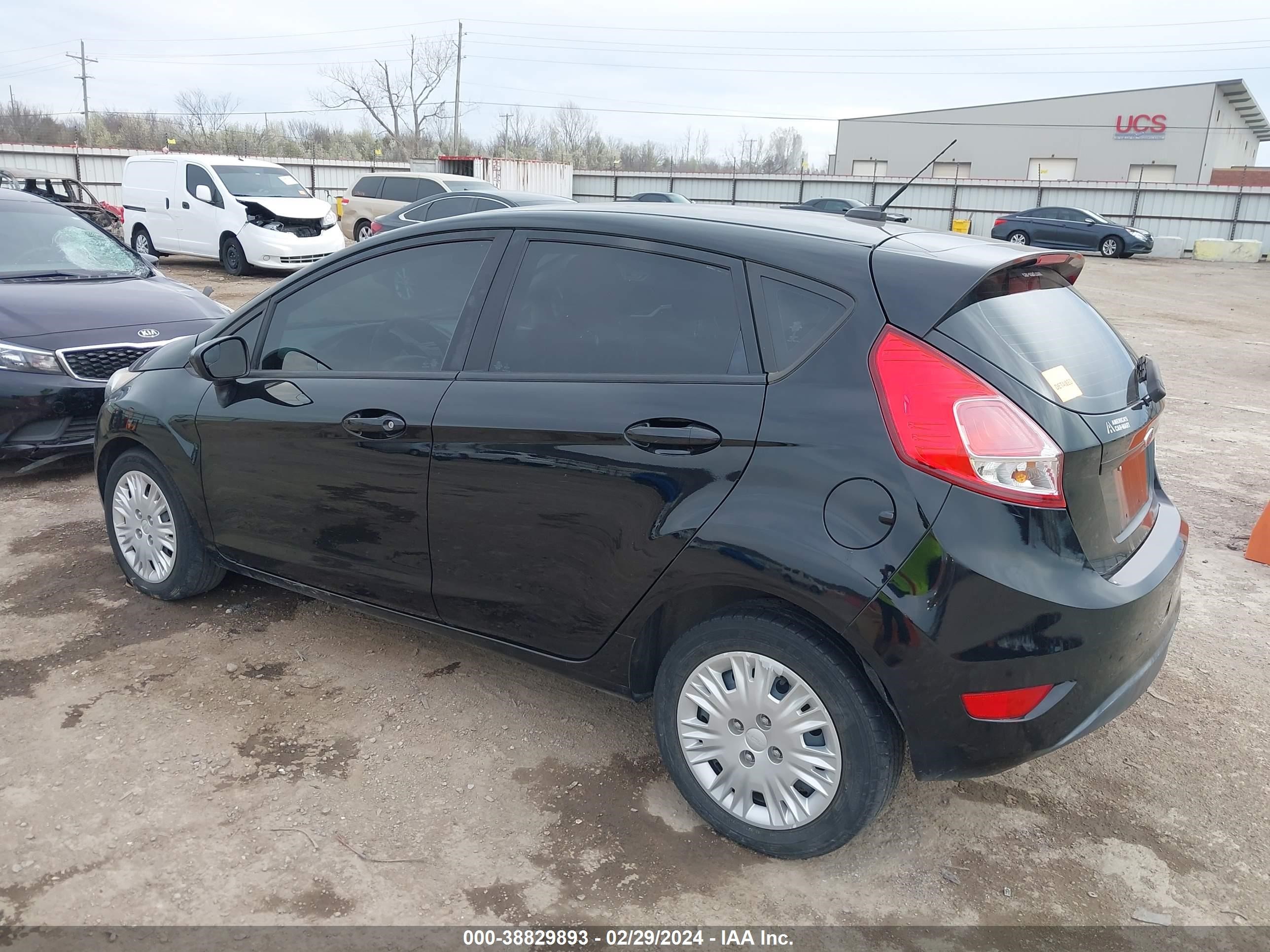 2016 Ford Fiesta S vin: 3FADP4TJ9GM171738