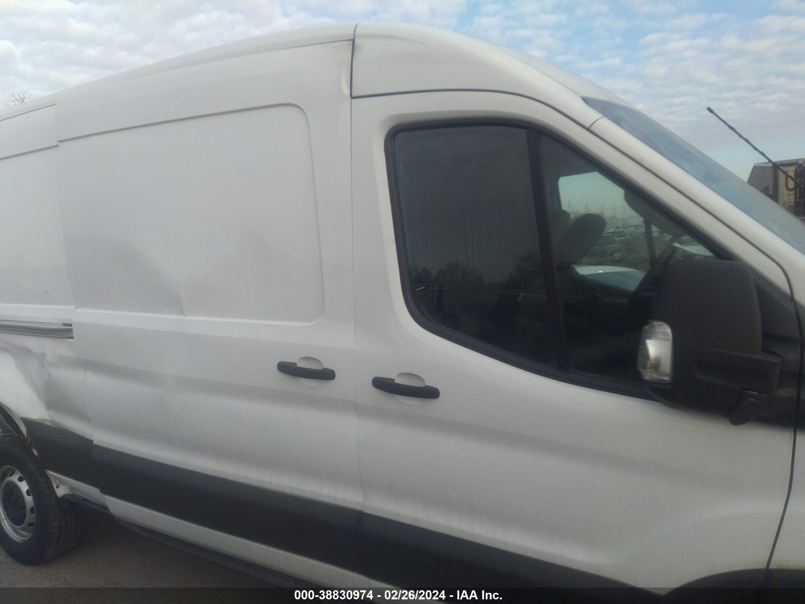 2020 Ford Transit-250 vin: 1FTBR1C86LKA16055