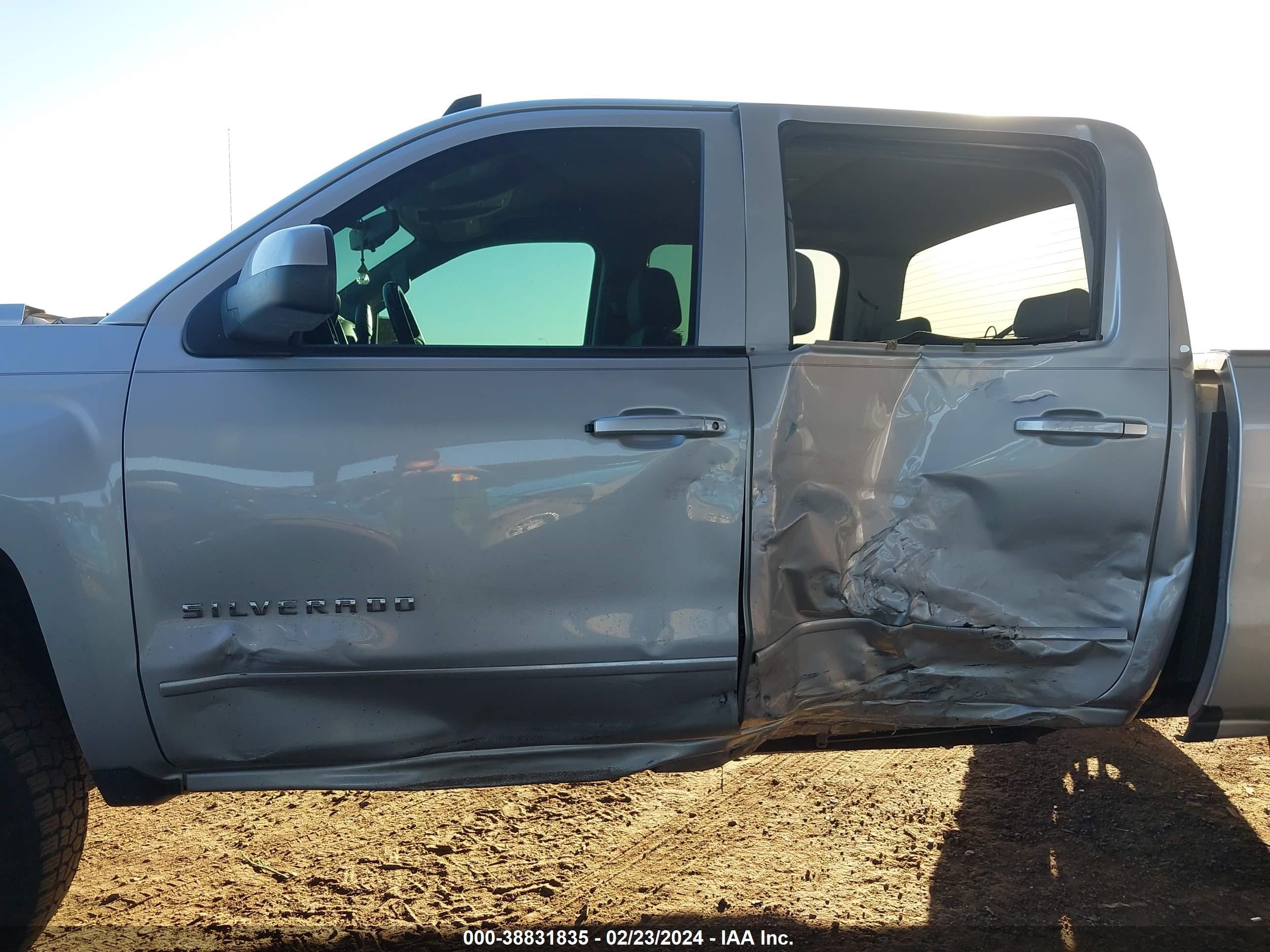 2016 Chevrolet Silverado 1500 1Lt vin: 3GCPCREH3GG116050