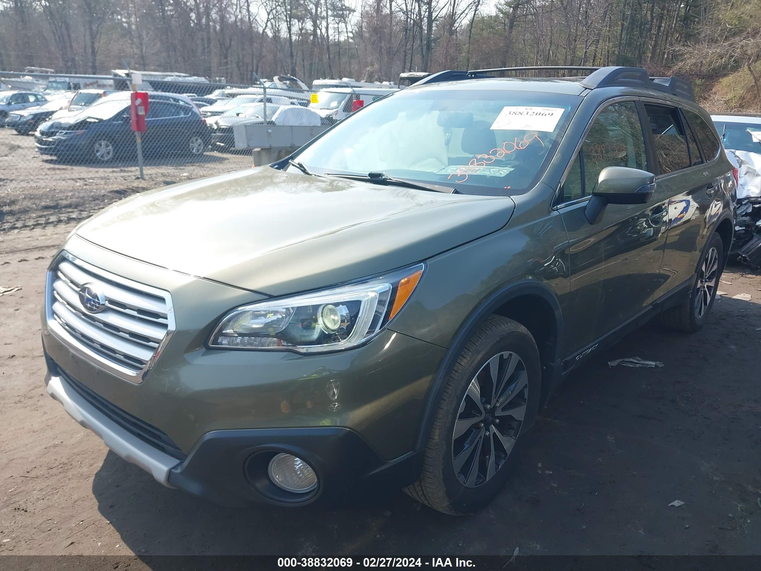 2016 Subaru Outback 3.6R Limited vin: 4S4BSENC5G3284362