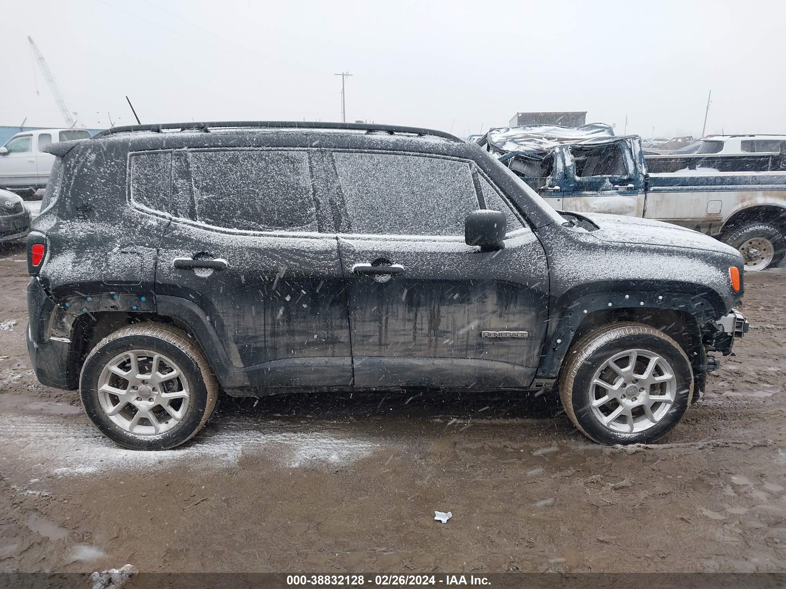 2019 Jeep Renegade Sport 4X4 vin: ZACNJBAB3KPK06115