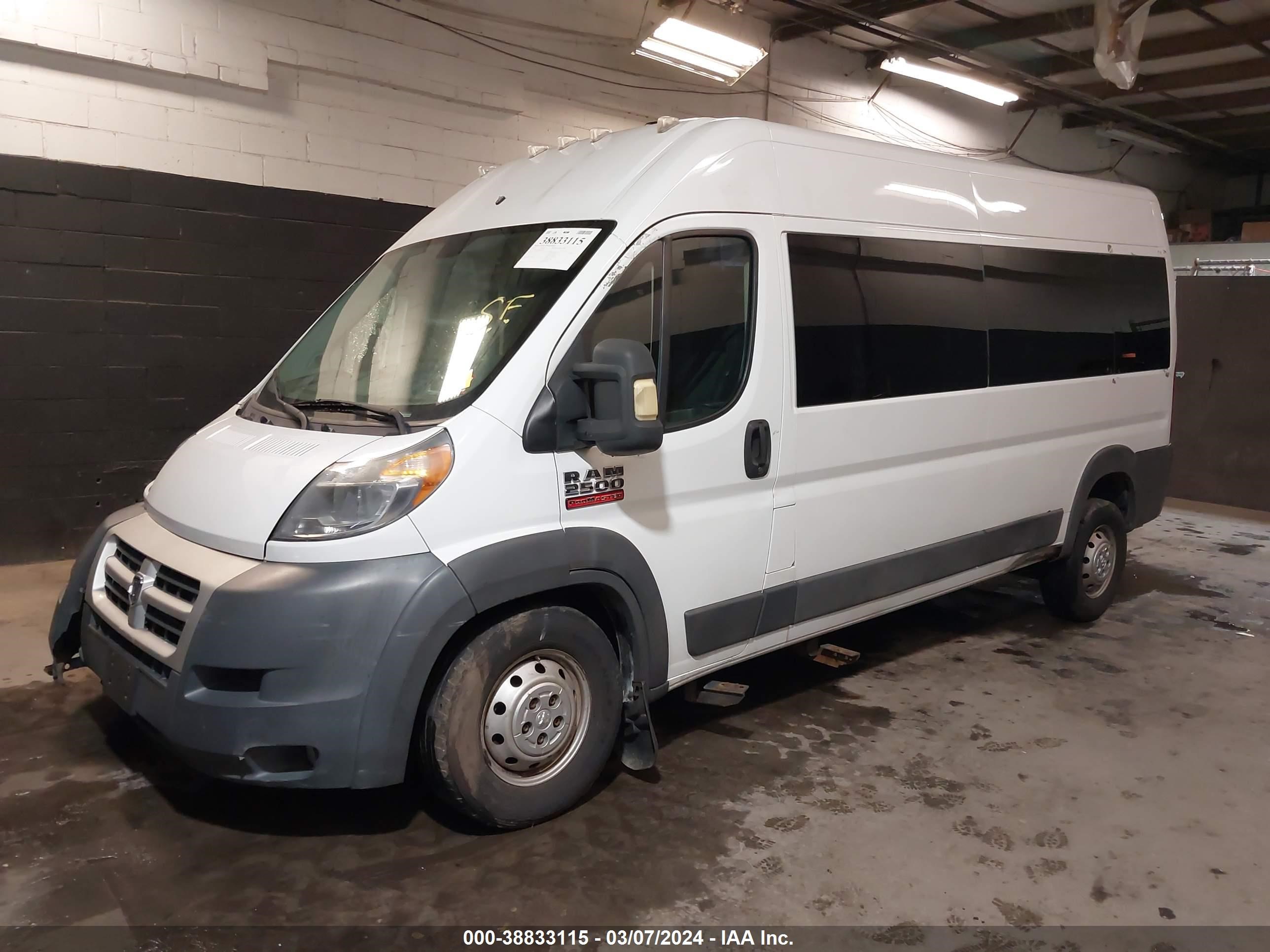 2015 Ram Promaster 2500 Window Van High Roof vin: 3C6TRVPG2FE518105