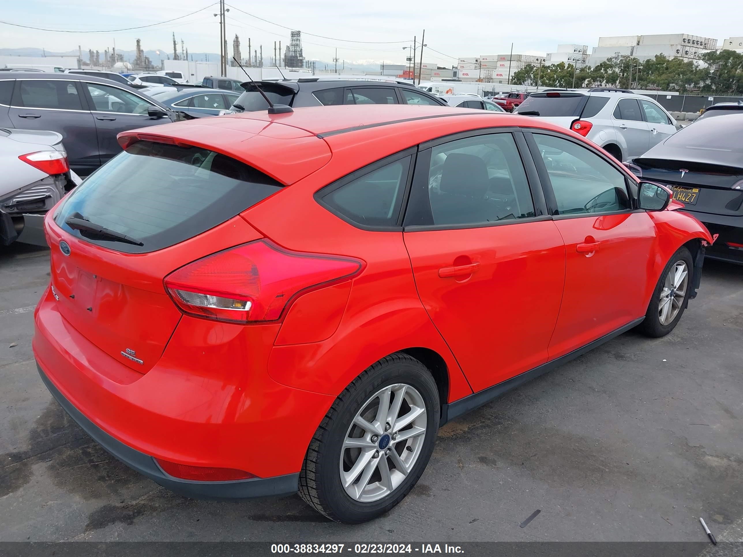 2016 Ford Focus Se vin: 1FADP3K20GL301900