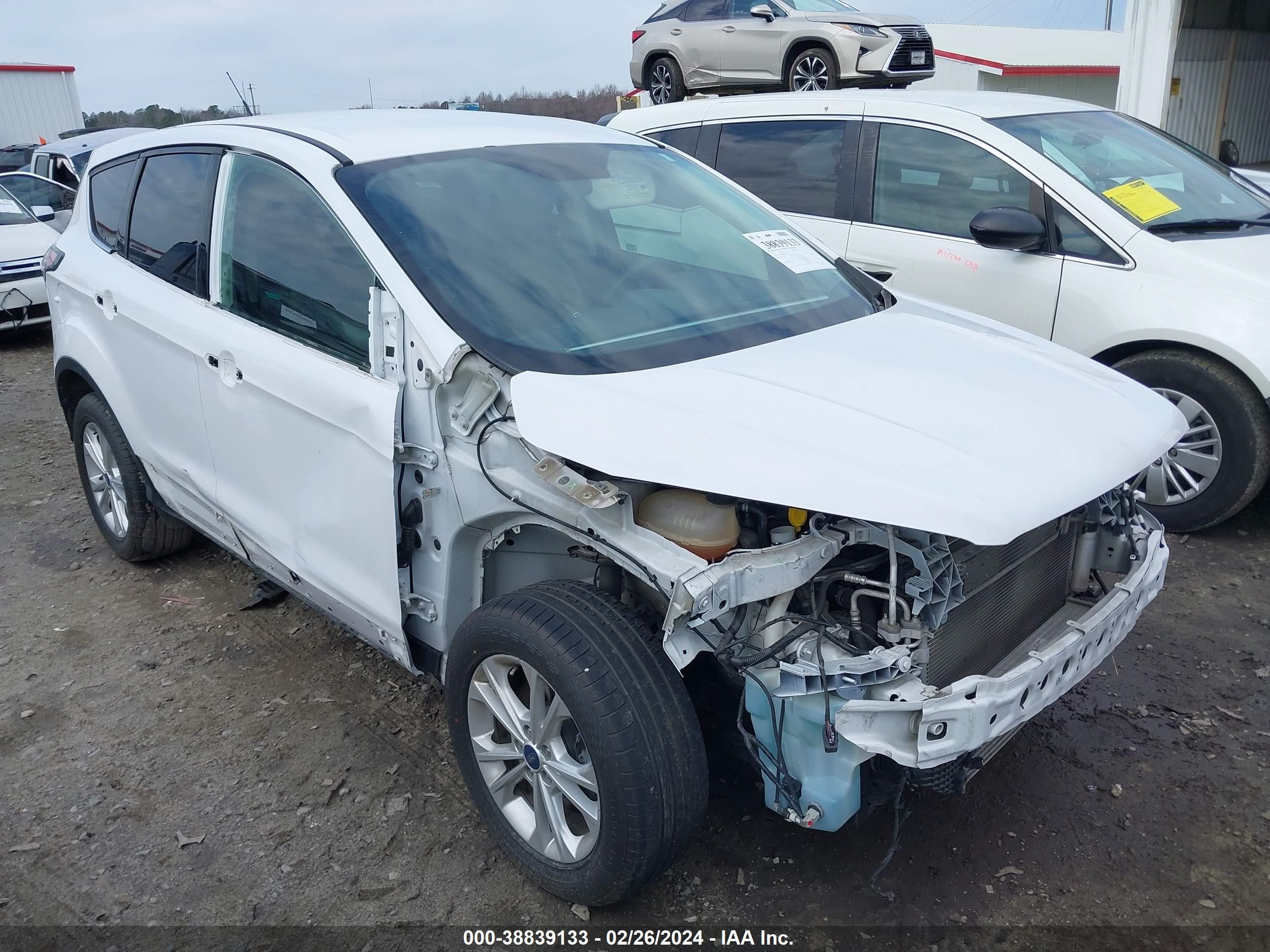 2017 Ford Escape Se vin: 1FMCU0G90HUB22685