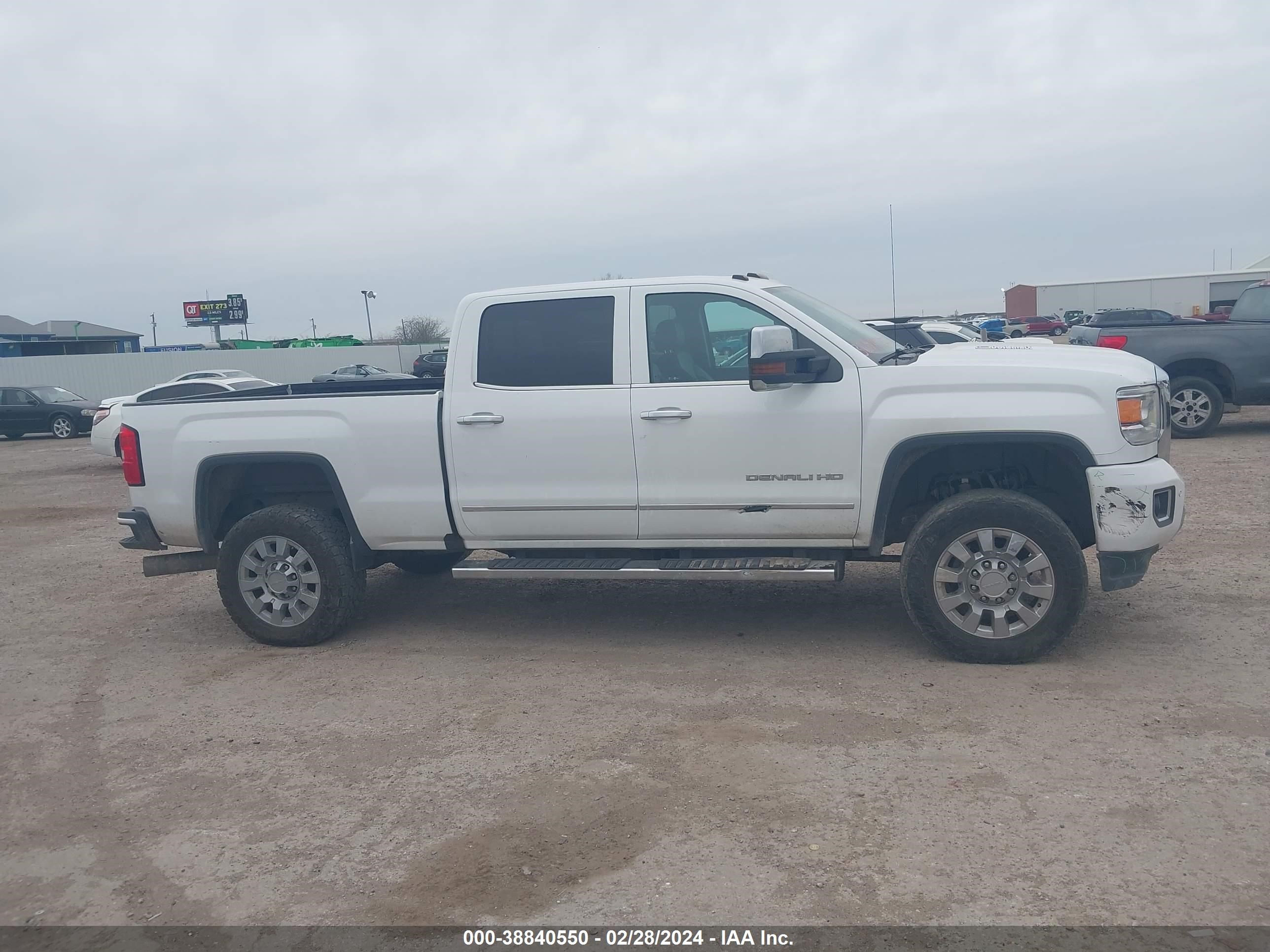 2016 GMC Sierra 2500Hd Denali vin: 1GT12UE81GF186546