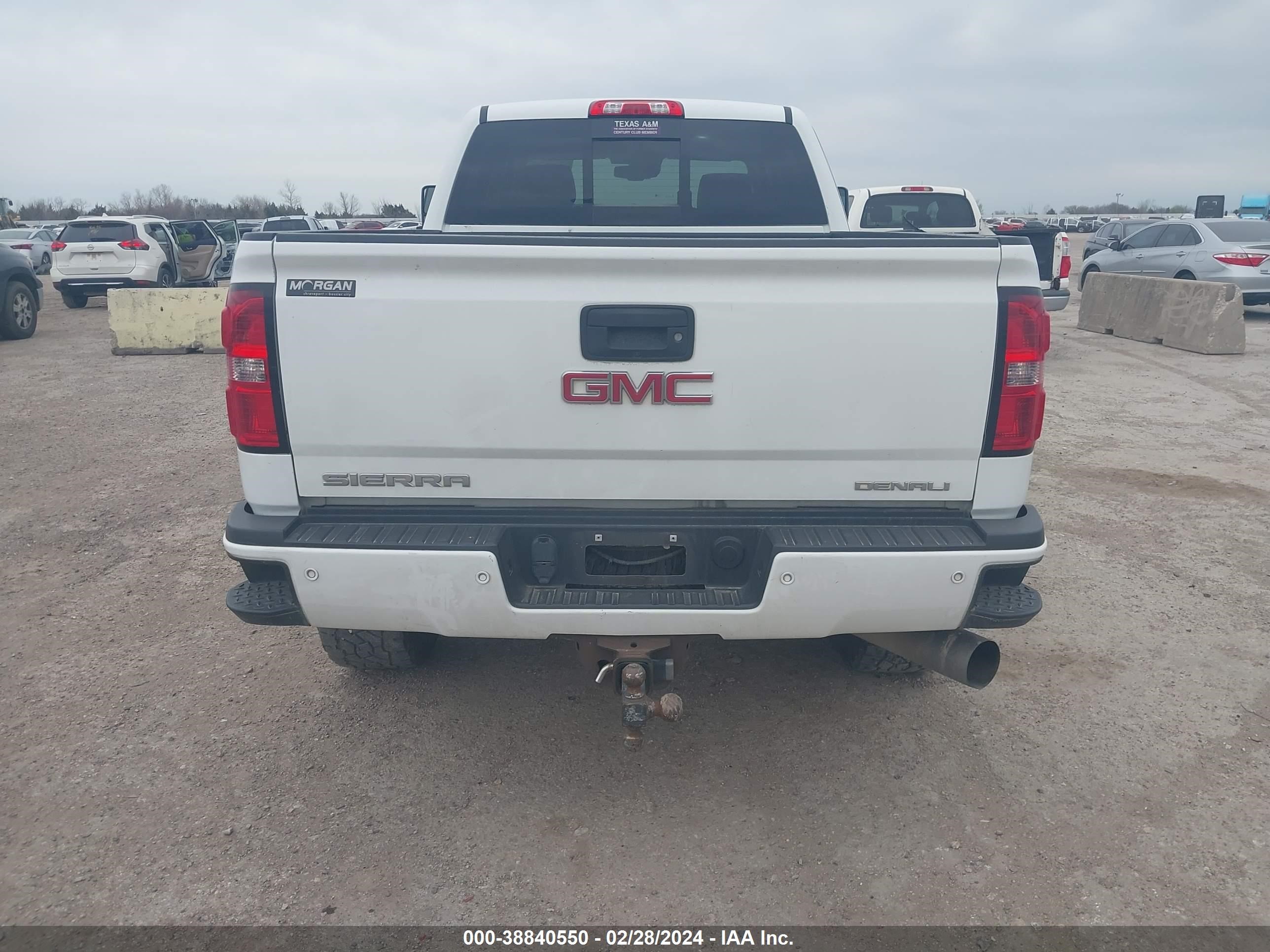 2016 GMC Sierra 2500Hd Denali vin: 1GT12UE81GF186546