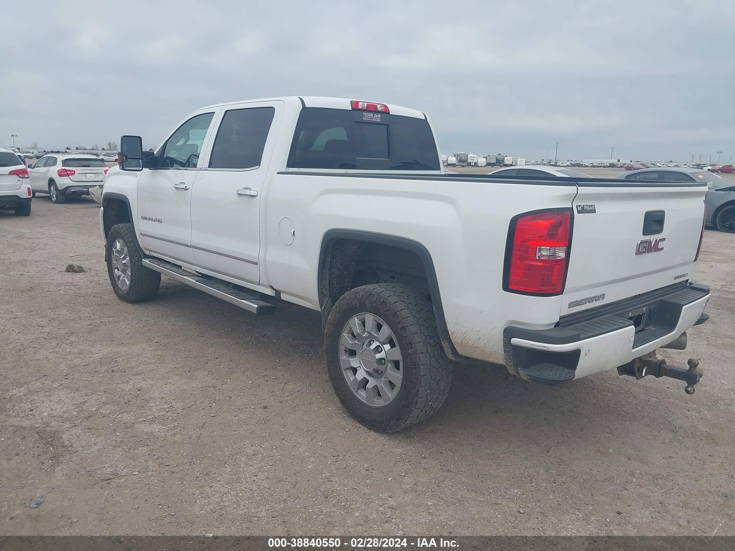 2016 GMC Sierra 2500Hd Denali vin: 1GT12UE81GF186546