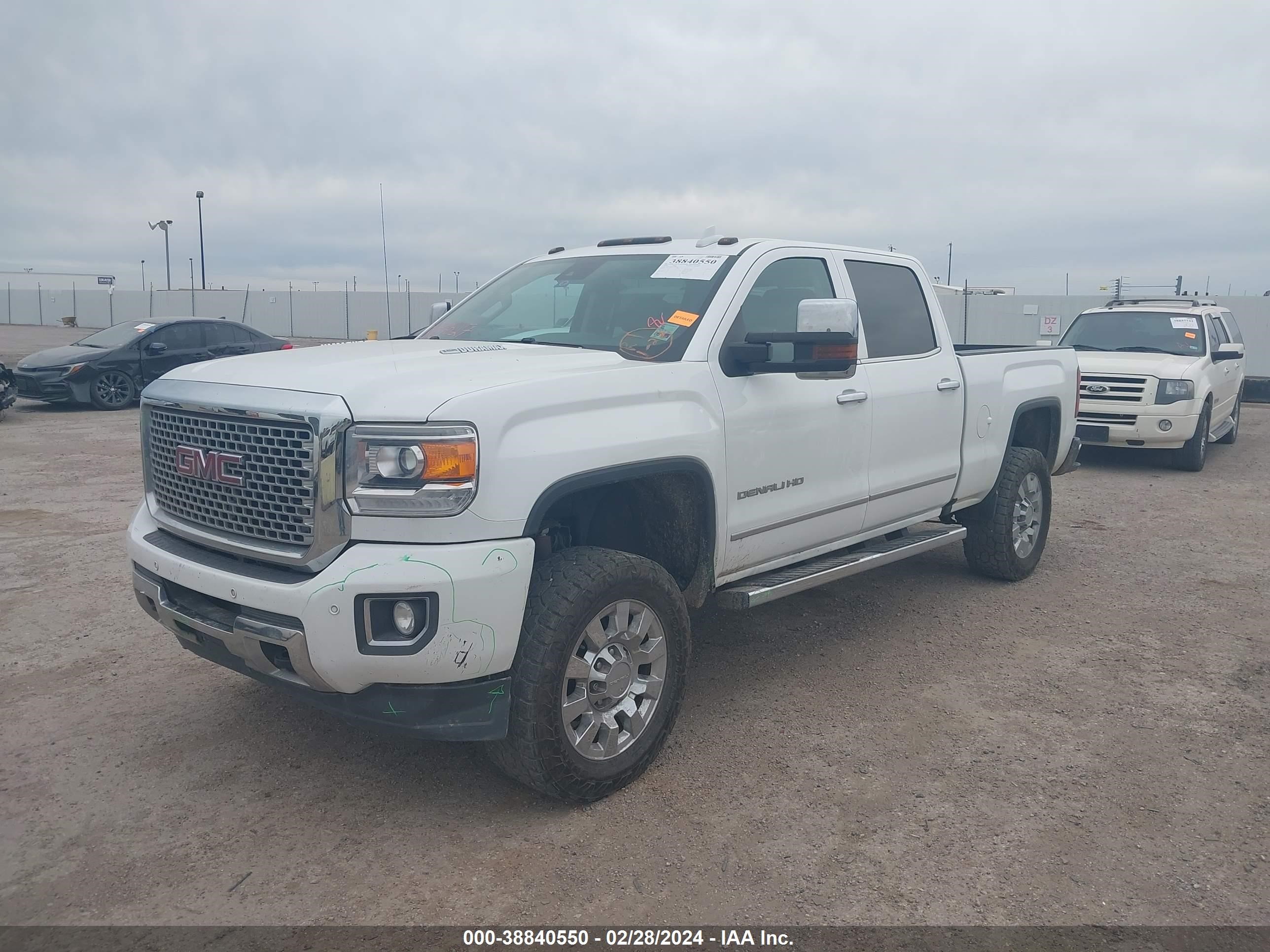 2016 GMC Sierra 2500Hd Denali vin: 1GT12UE81GF186546