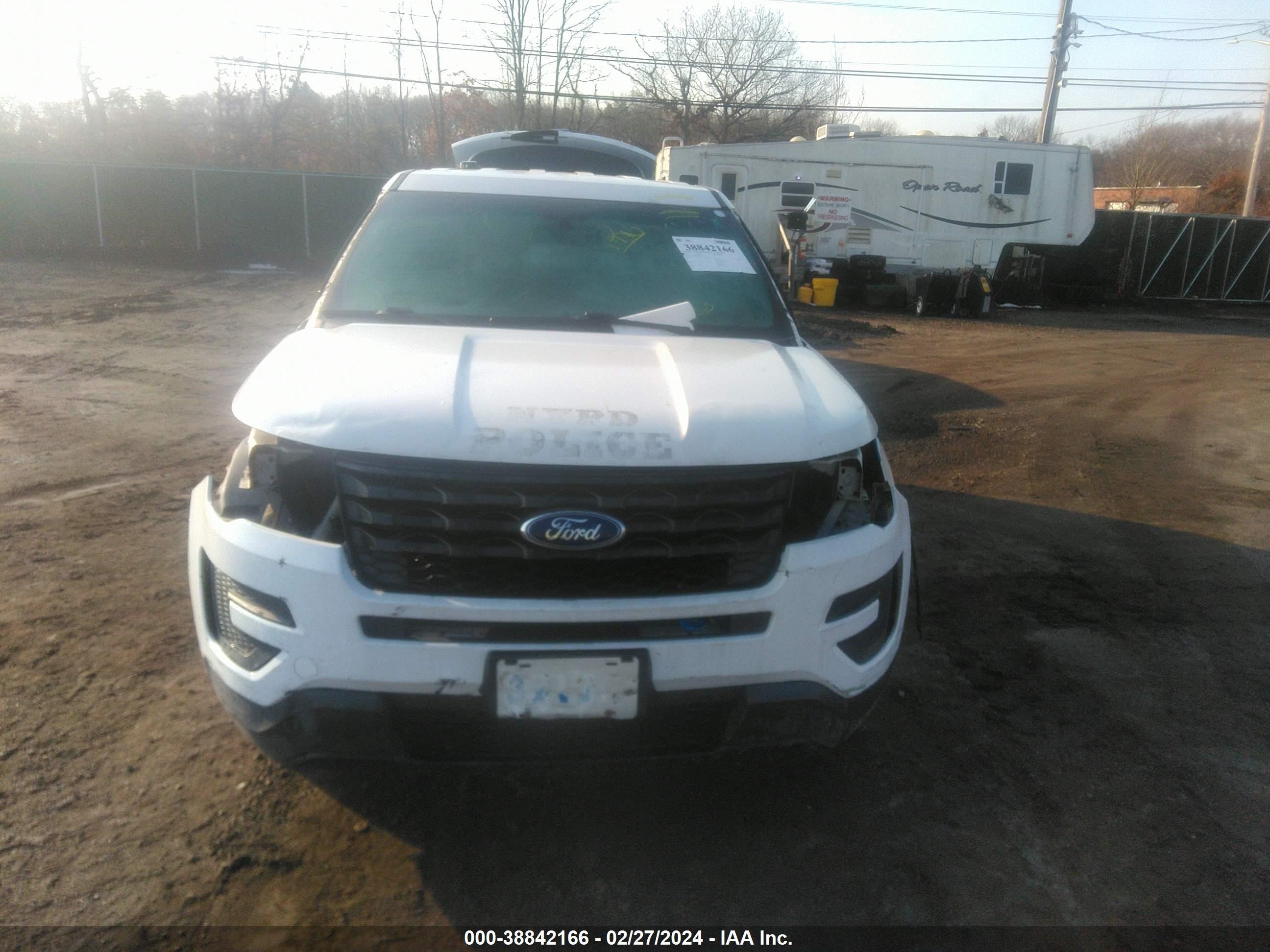 2017 Ford Explorer Police Interceptor vin: 1FM5K8AR4HGB00693