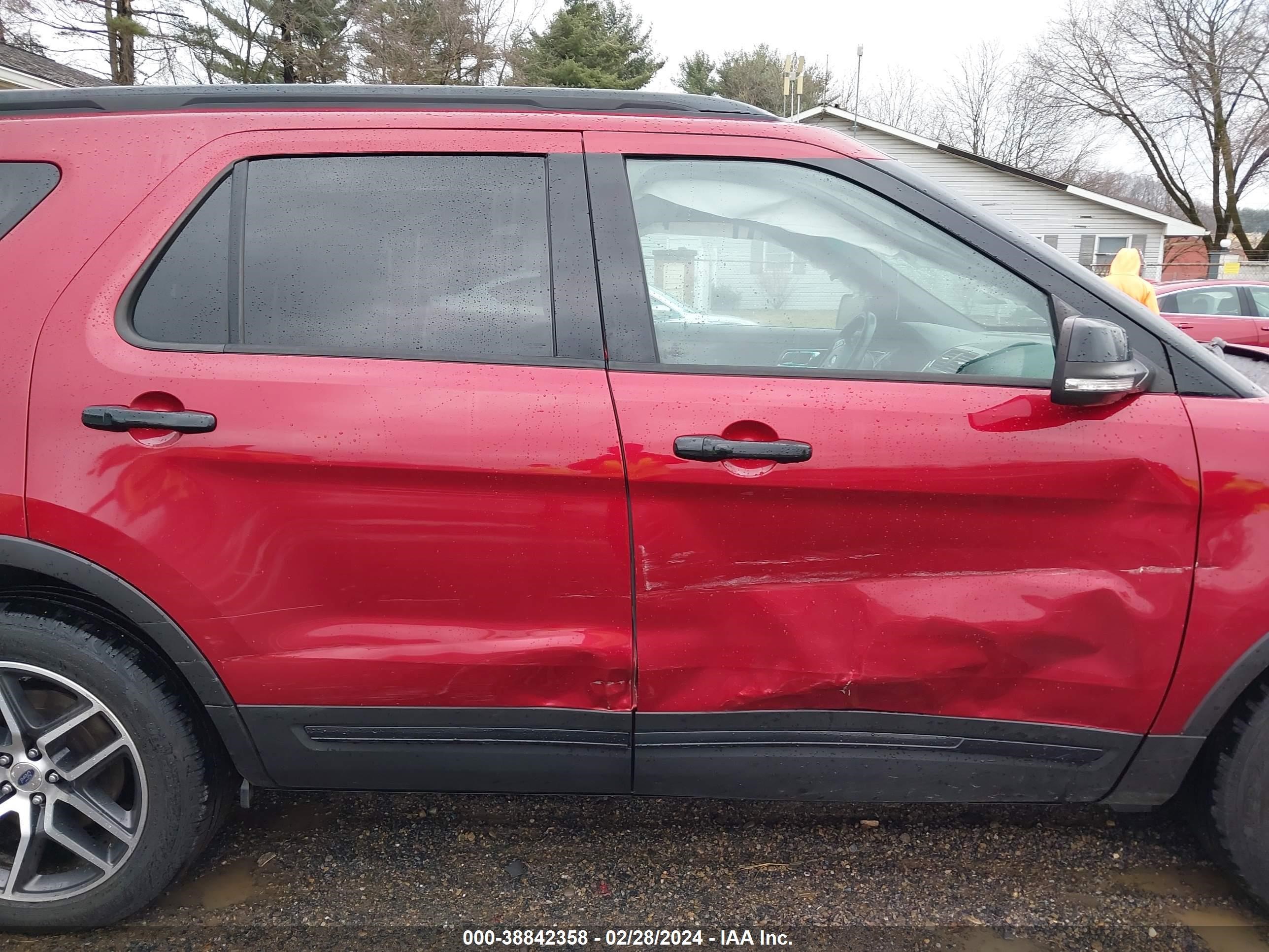 2016 Ford Explorer Sport vin: 1FMK8GT7GGC10557