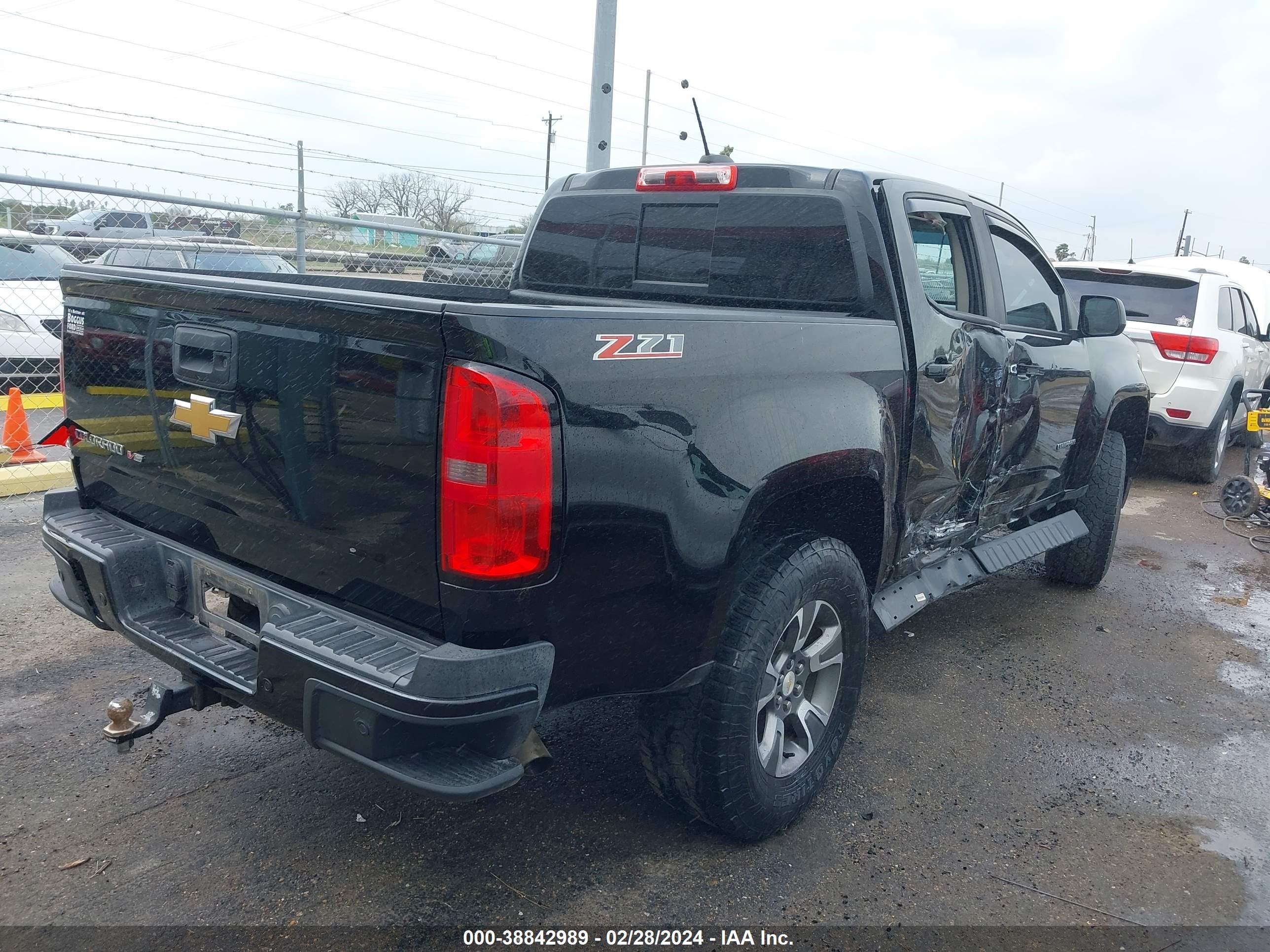 2019 Chevrolet Colorado Z71 vin: 1GCGSDEN6K1112867