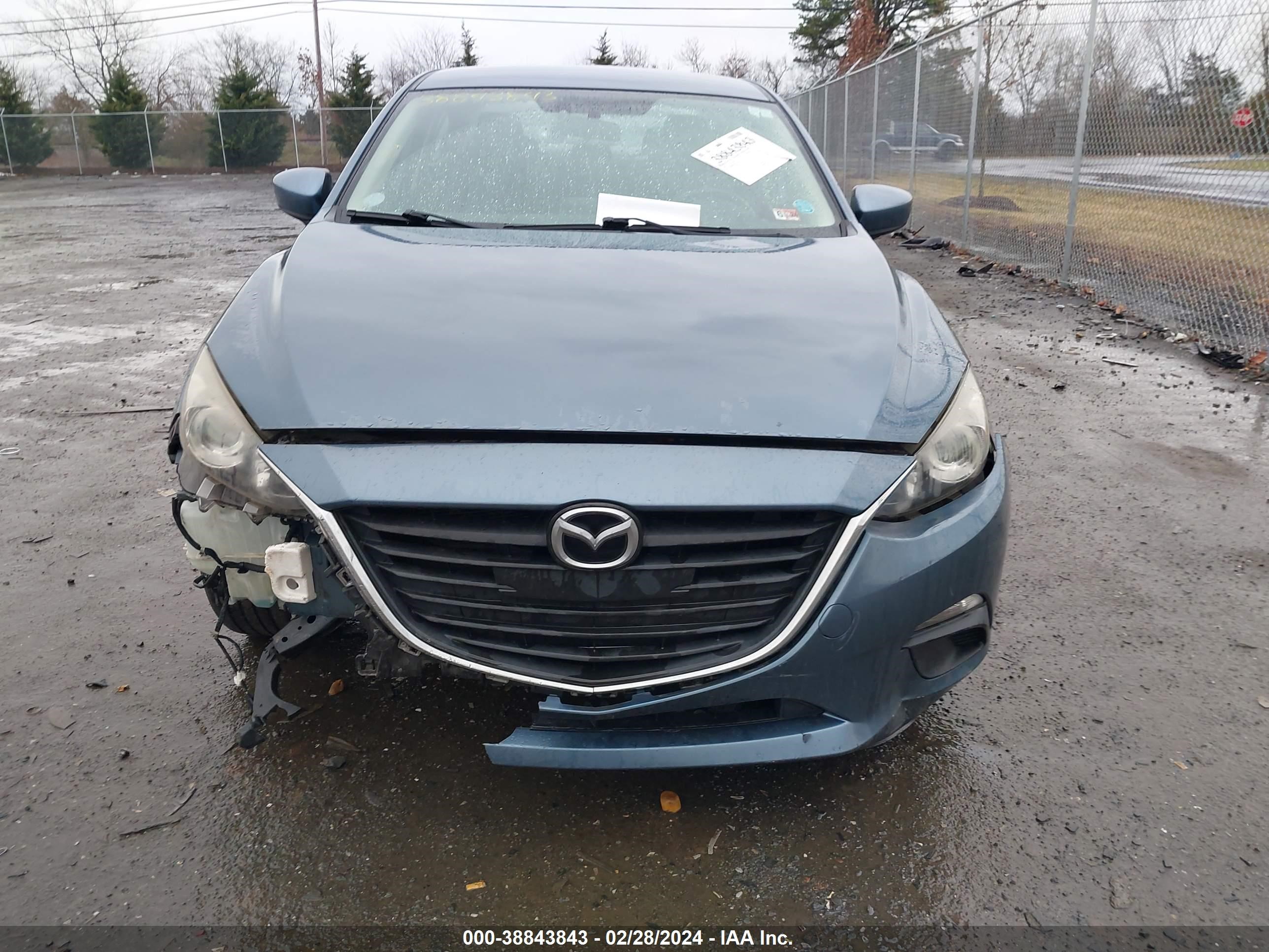 2016 Mazda Mazda3 I Sport vin: JM1BM1U72G1328678